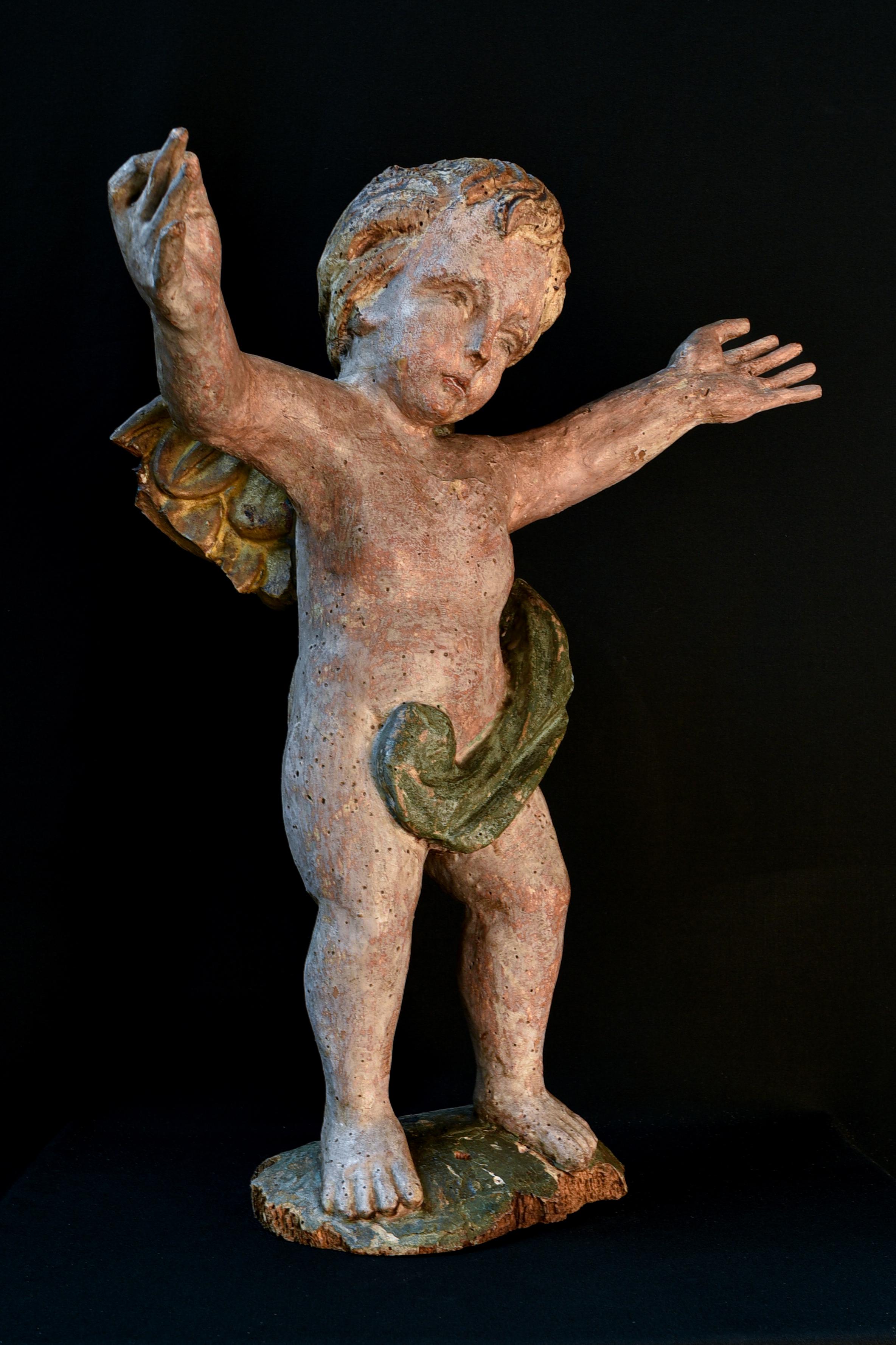 Pair of early 18th century Italian cherubs in polychrome wood For Sale 2