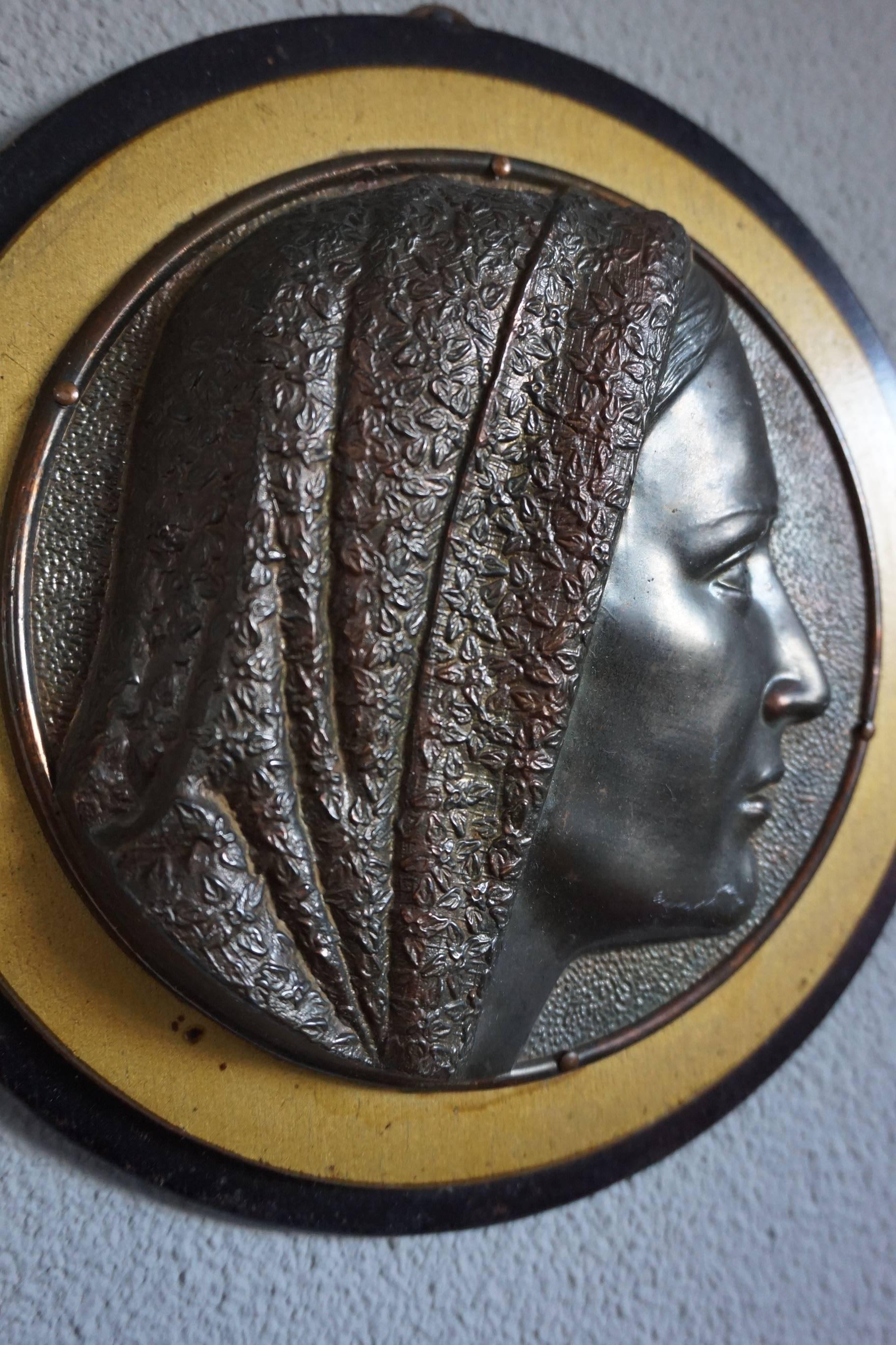 Art Deco Pair of Early 1900s Brass & Wood Christ & Maria Circular Wall Plaque Sculptures For Sale