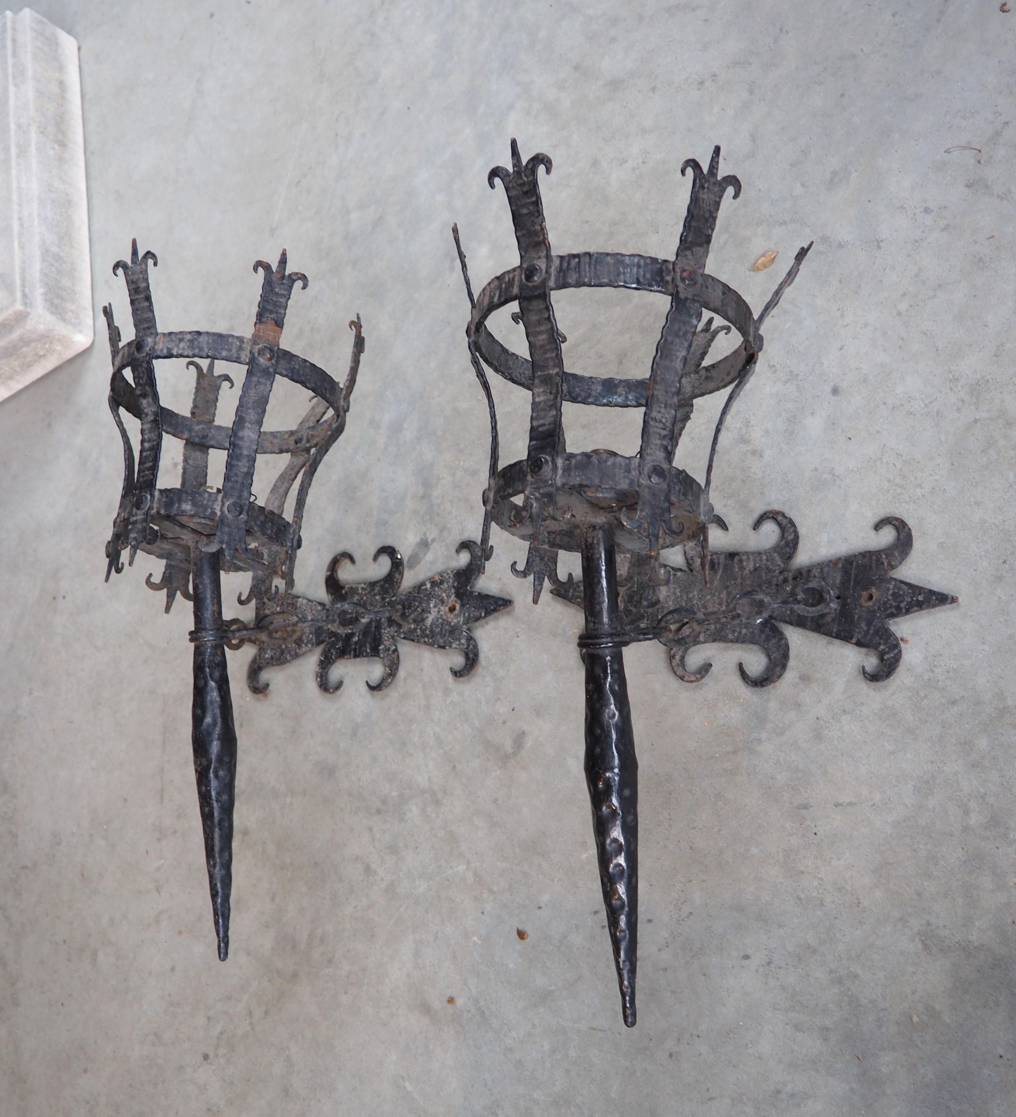 Pair of Early 1900s French Medieval Style Wrought Iron Torch Sconces For Sale 10