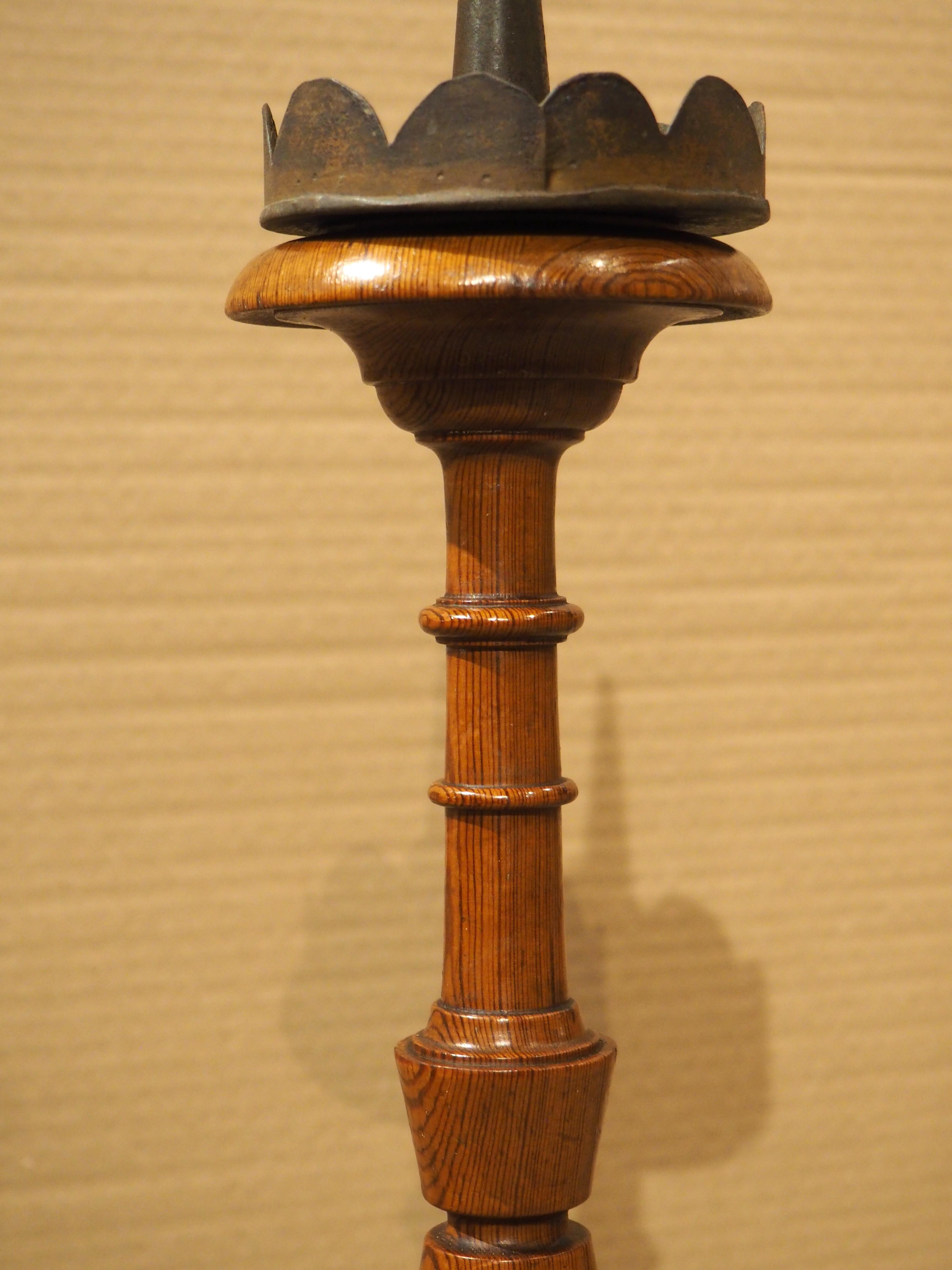 Metal Pair of Early 1900's French Pine Candlesticks with Fleur De Lys Relief Carvings For Sale