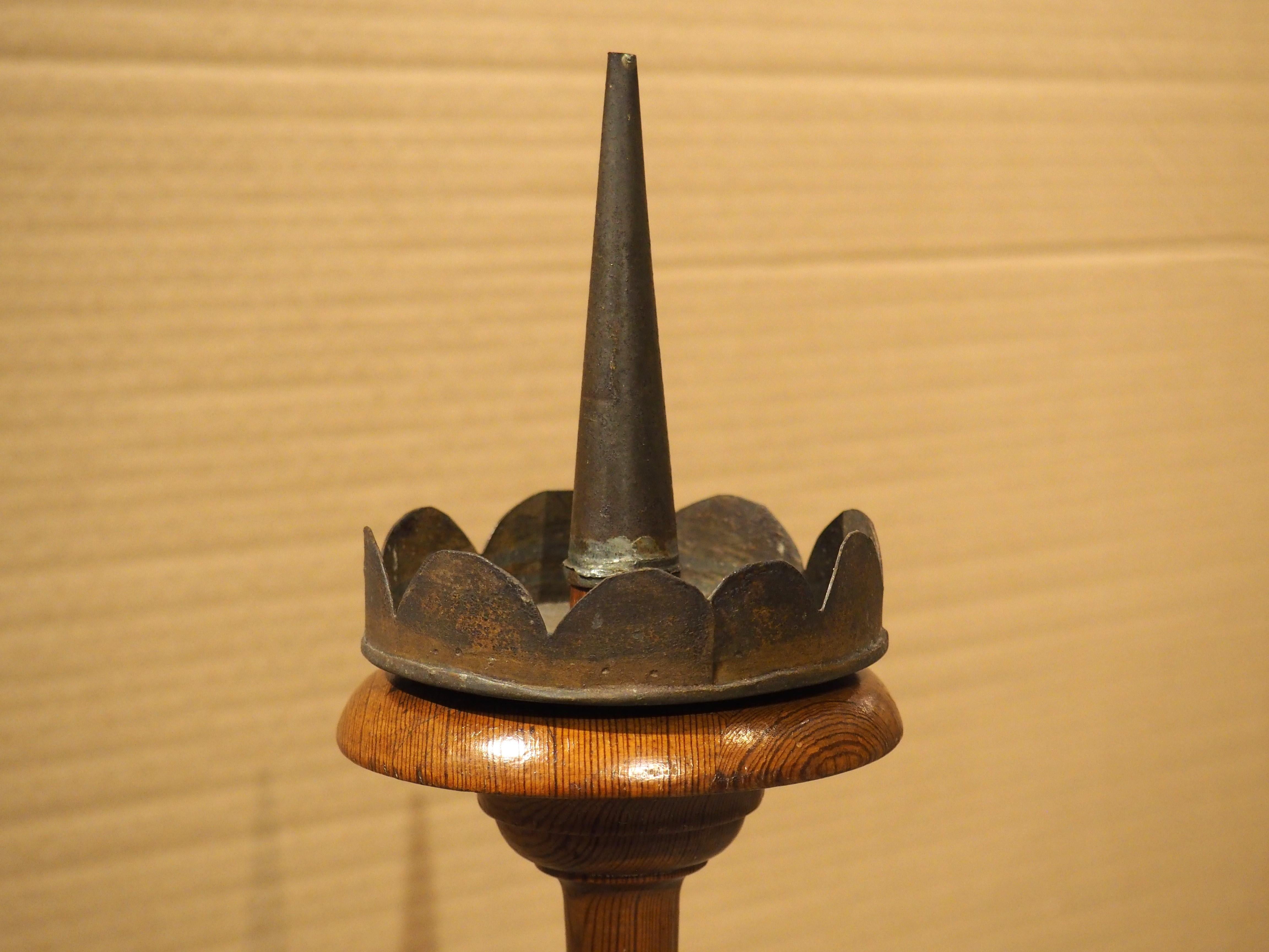 Pair of Early 1900's French Pine Candlesticks with Fleur De Lys Relief Carvings For Sale 2