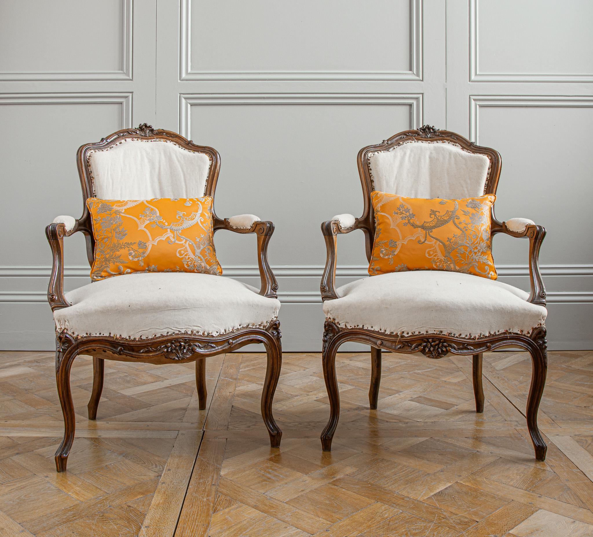 Pair of Early 1900's French Walnut Louis XV Style Armchairs For Sale 9