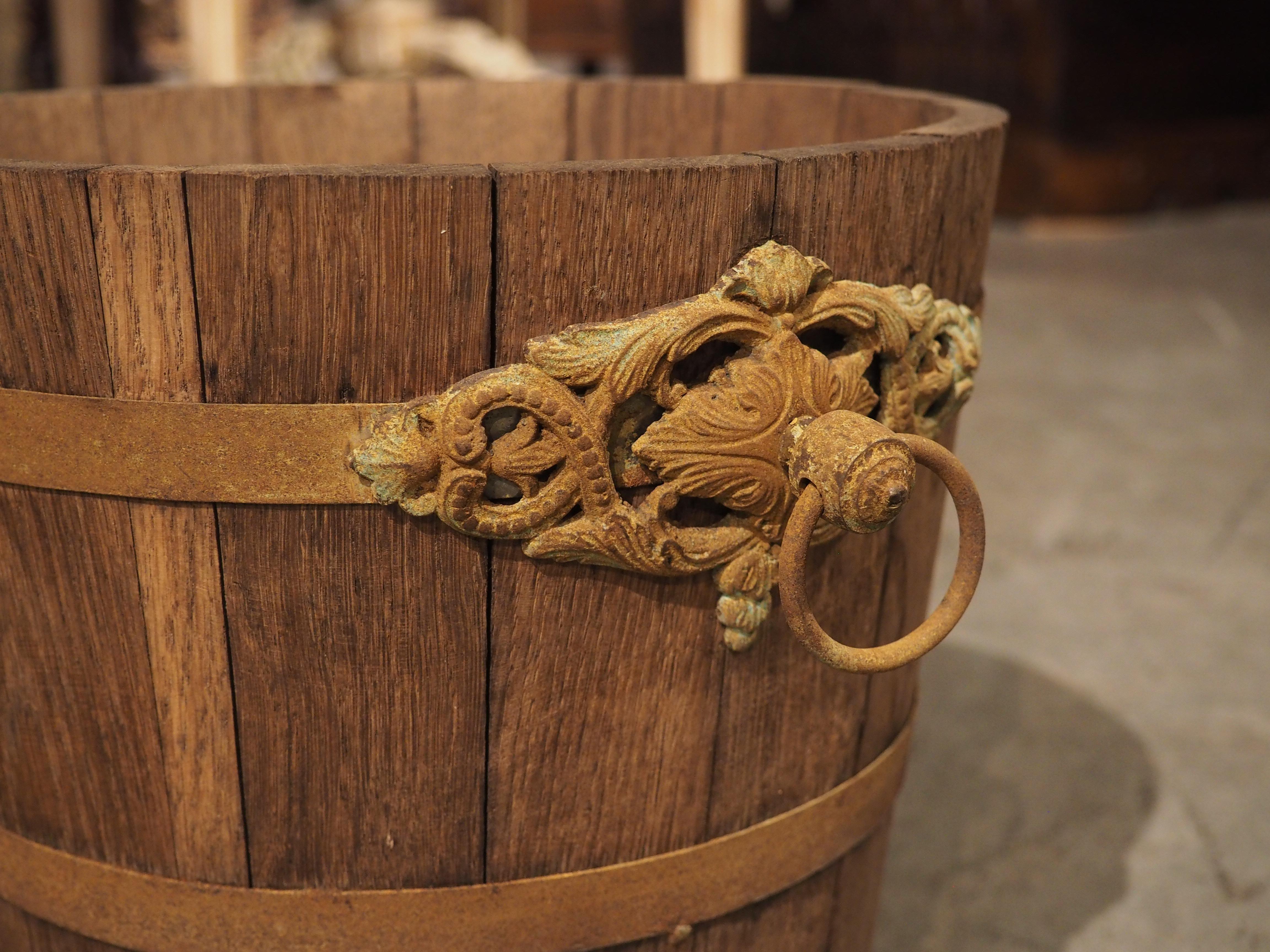 Pair of Early 1900s Oak and Iron Buckets from France 4