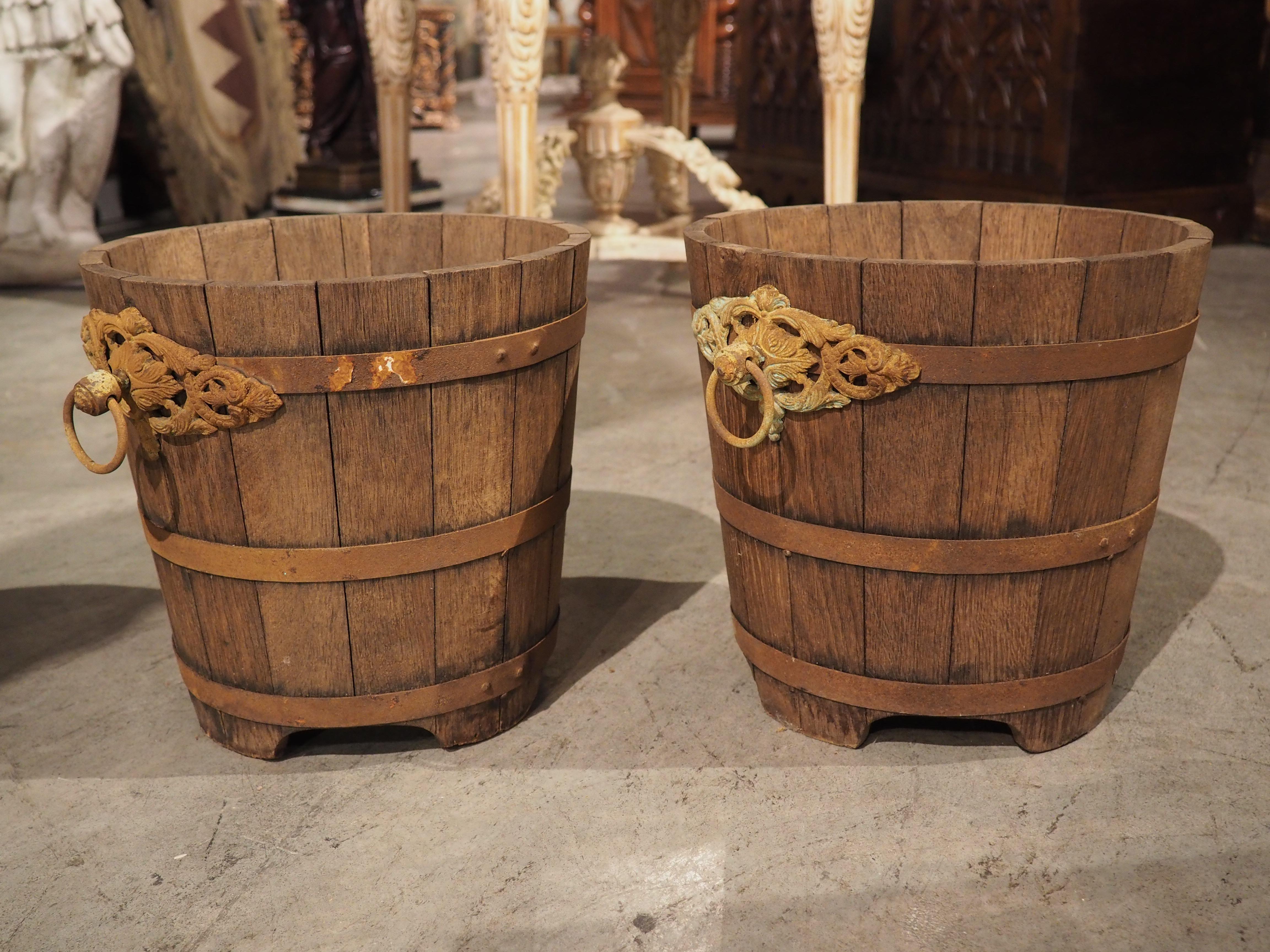 French Pair of Early 1900s Oak and Iron Buckets from France