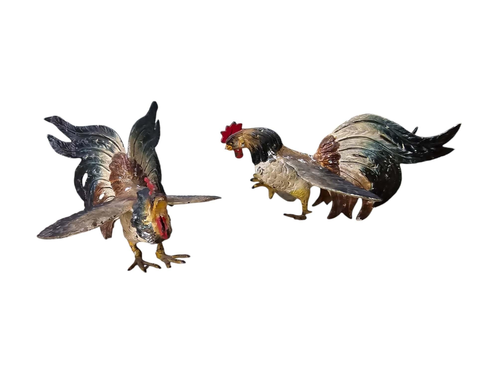 Pair of Early 1900s Painted Metal Roosters – Antique Decorative Figurines For Sale 5