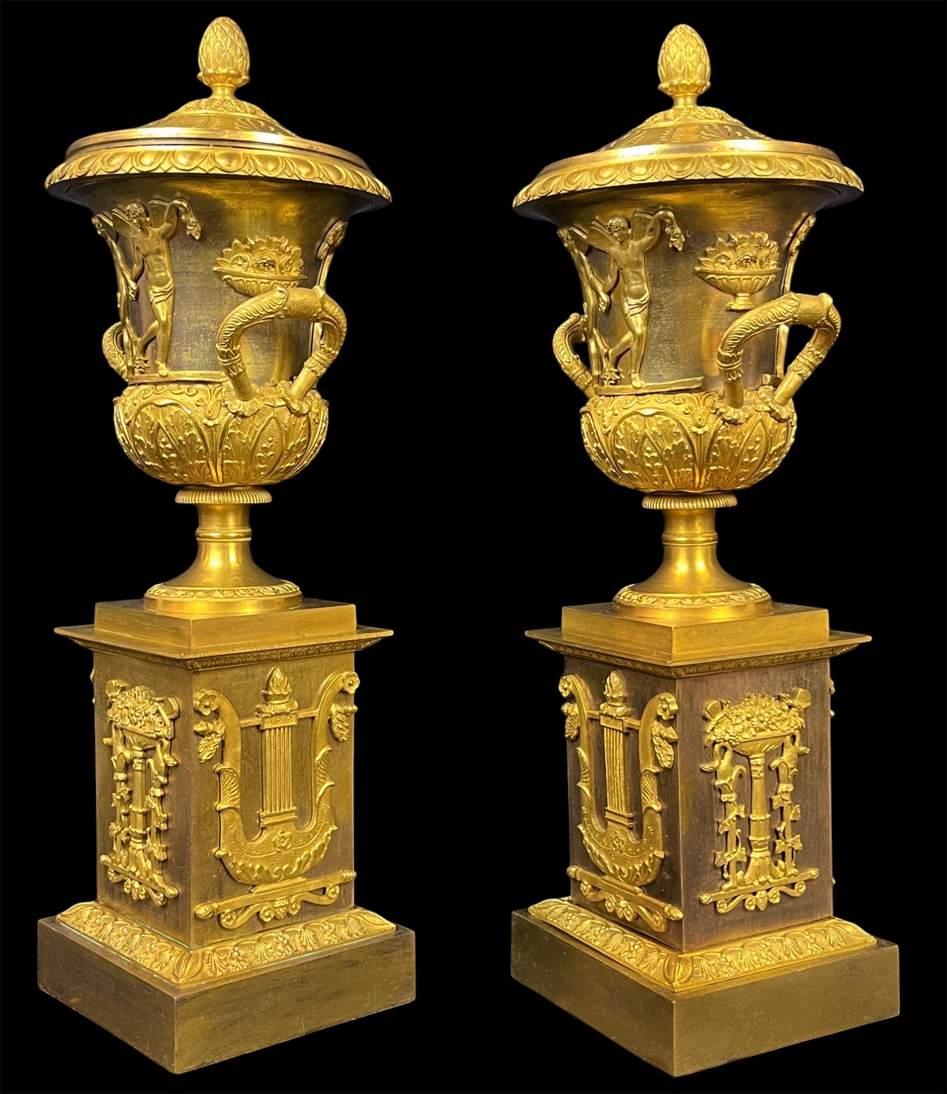 Pair of Early 19th c Empire Gilt Bronze Cassolettes In Good Condition For Sale In New York, NY