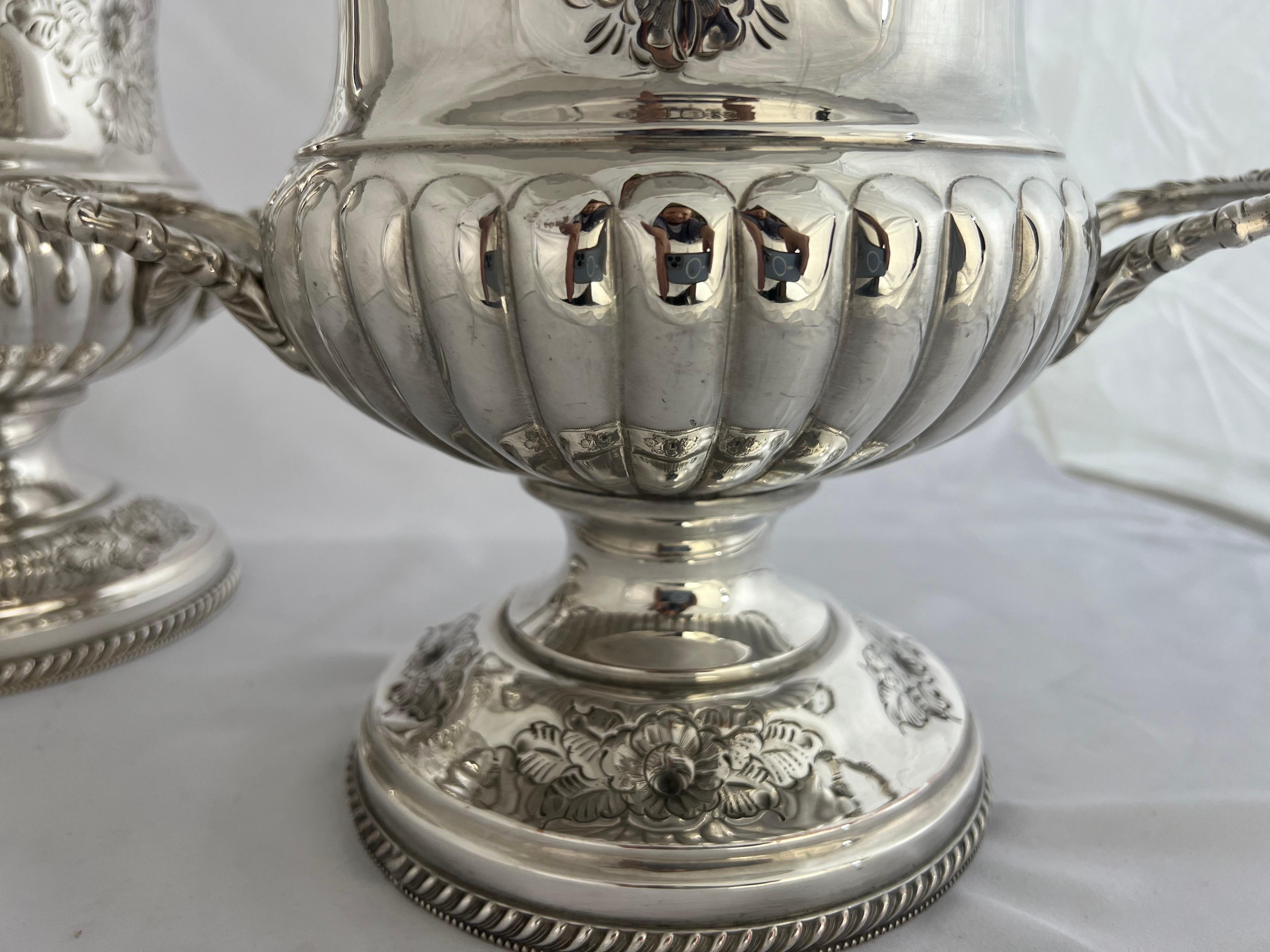 Paire d'objets du début du 19e s. Rafraîchisseurs à vin anglais Sheffield par Boulton en vente 9
