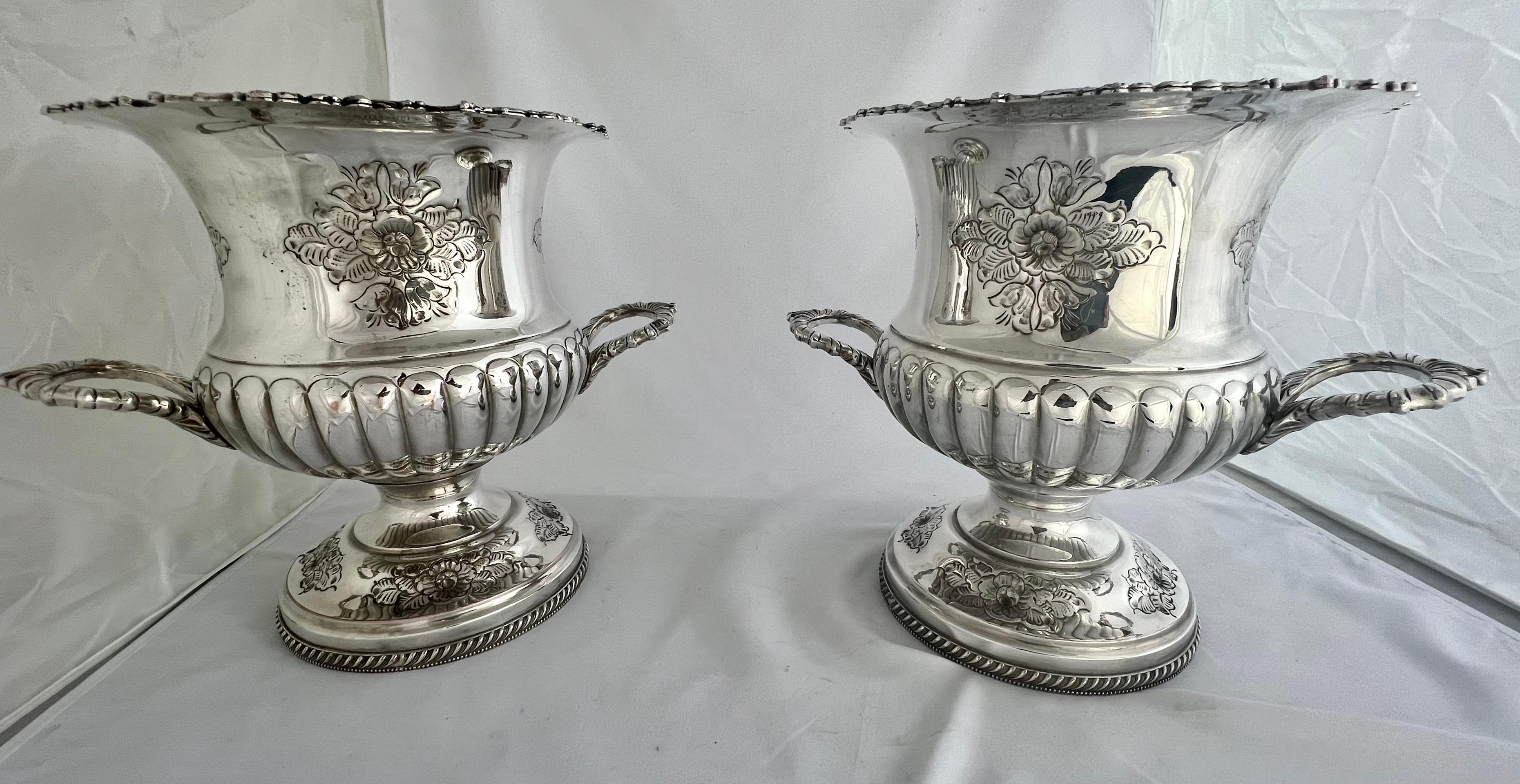 Paire d'objets du début du 19e s. Rafraîchisseurs à vin anglais Sheffield par Boulton en vente 13