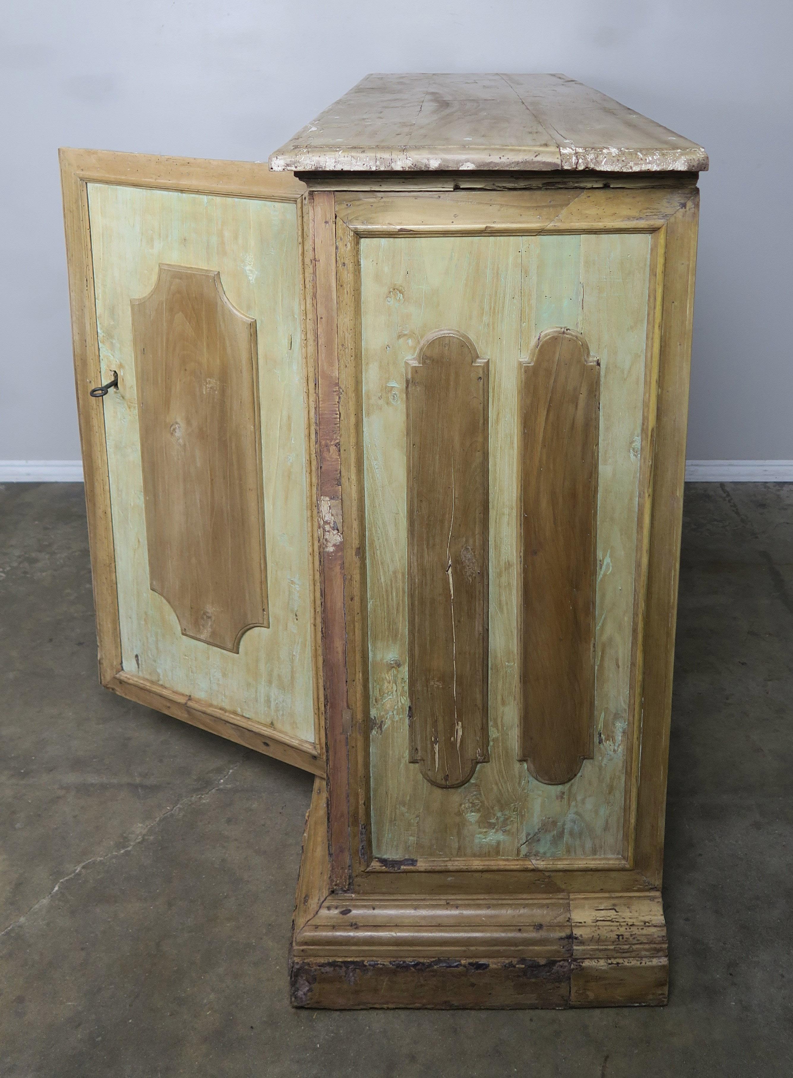 Pair of Early 19th Century Italian Painted Sideboards 4