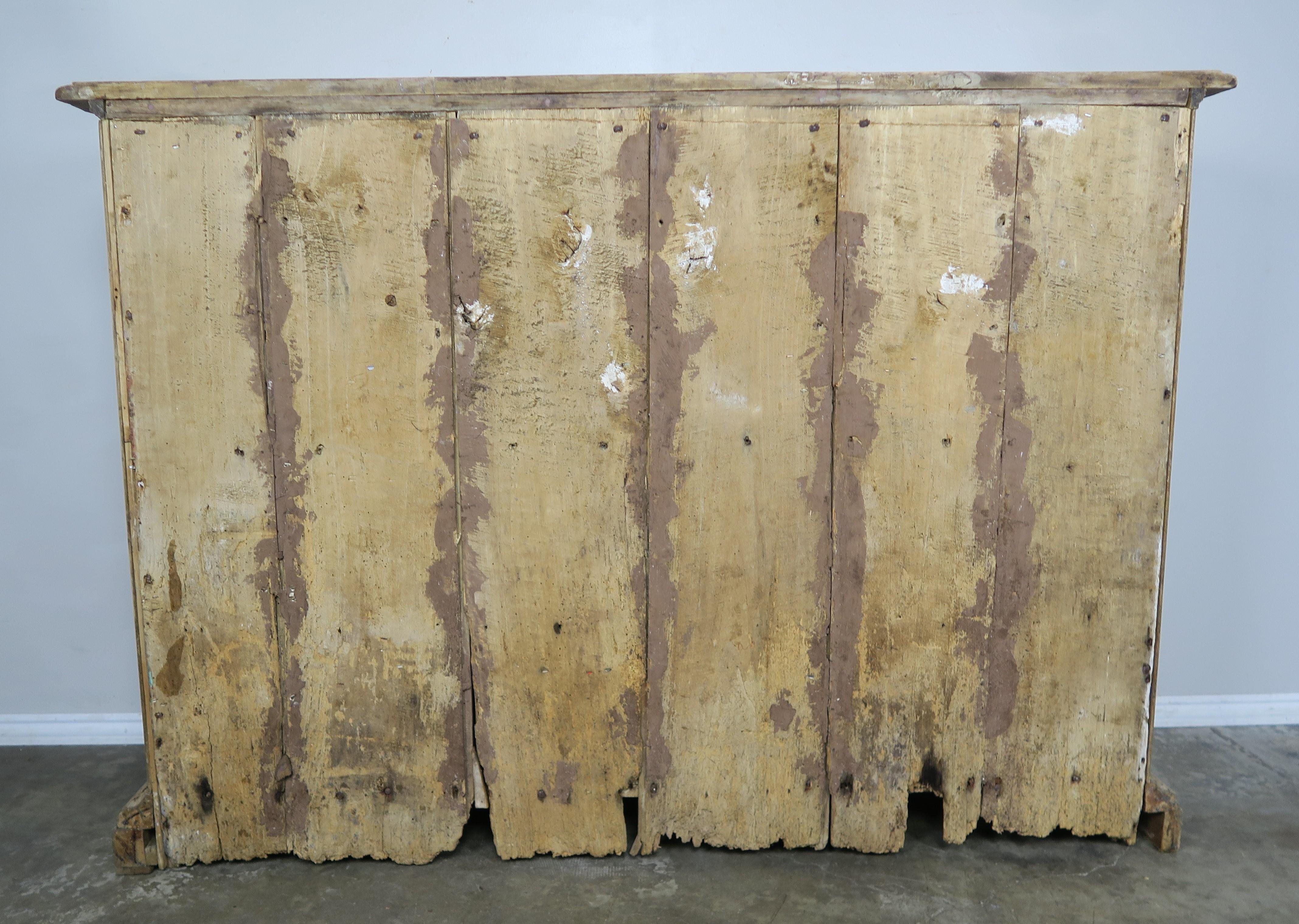 Pair of Early 19th Century Italian Painted Sideboards 6