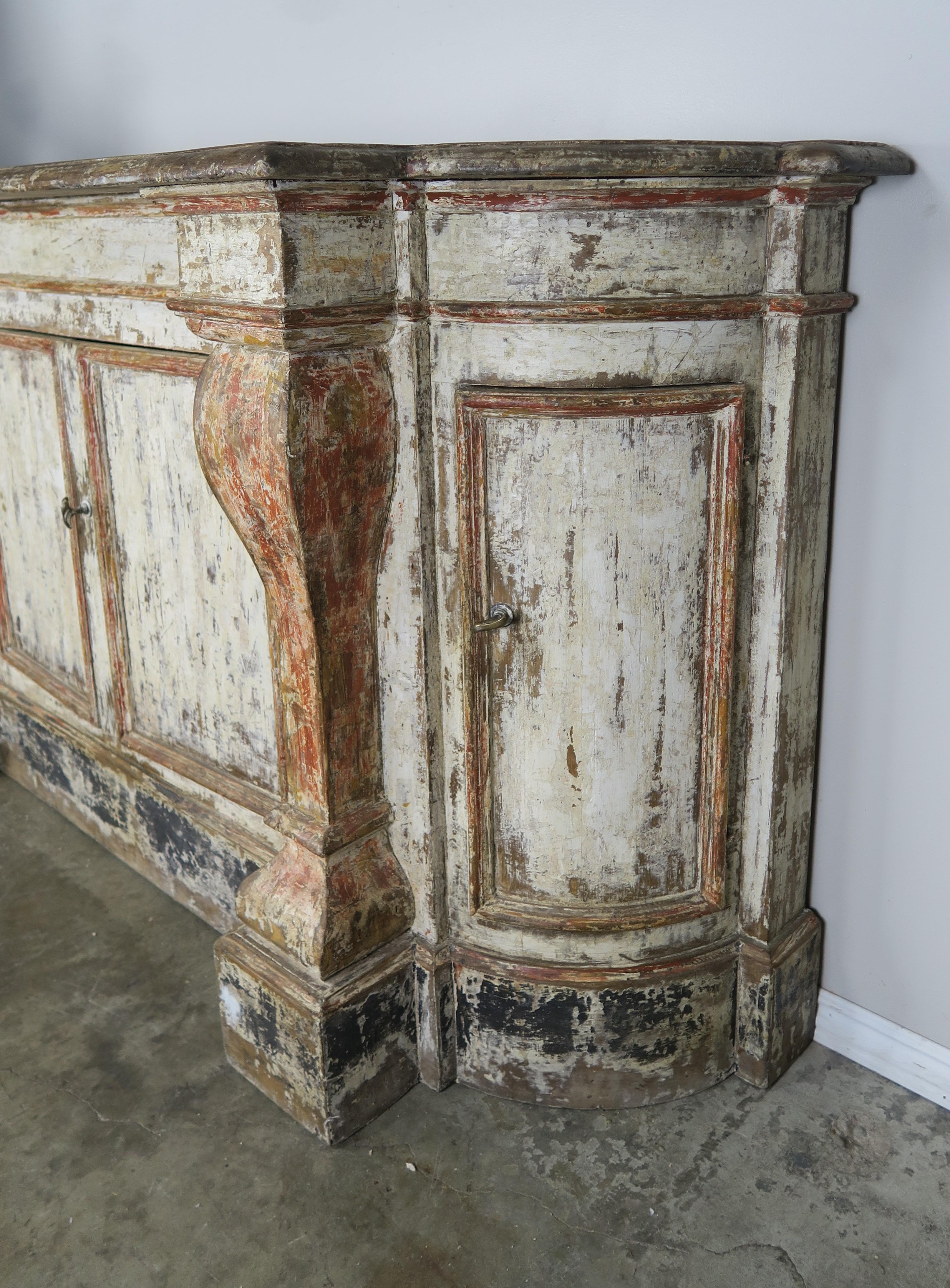 Pair of Early 19th Century Italian Tuscan Style Painted Sideboards 2
