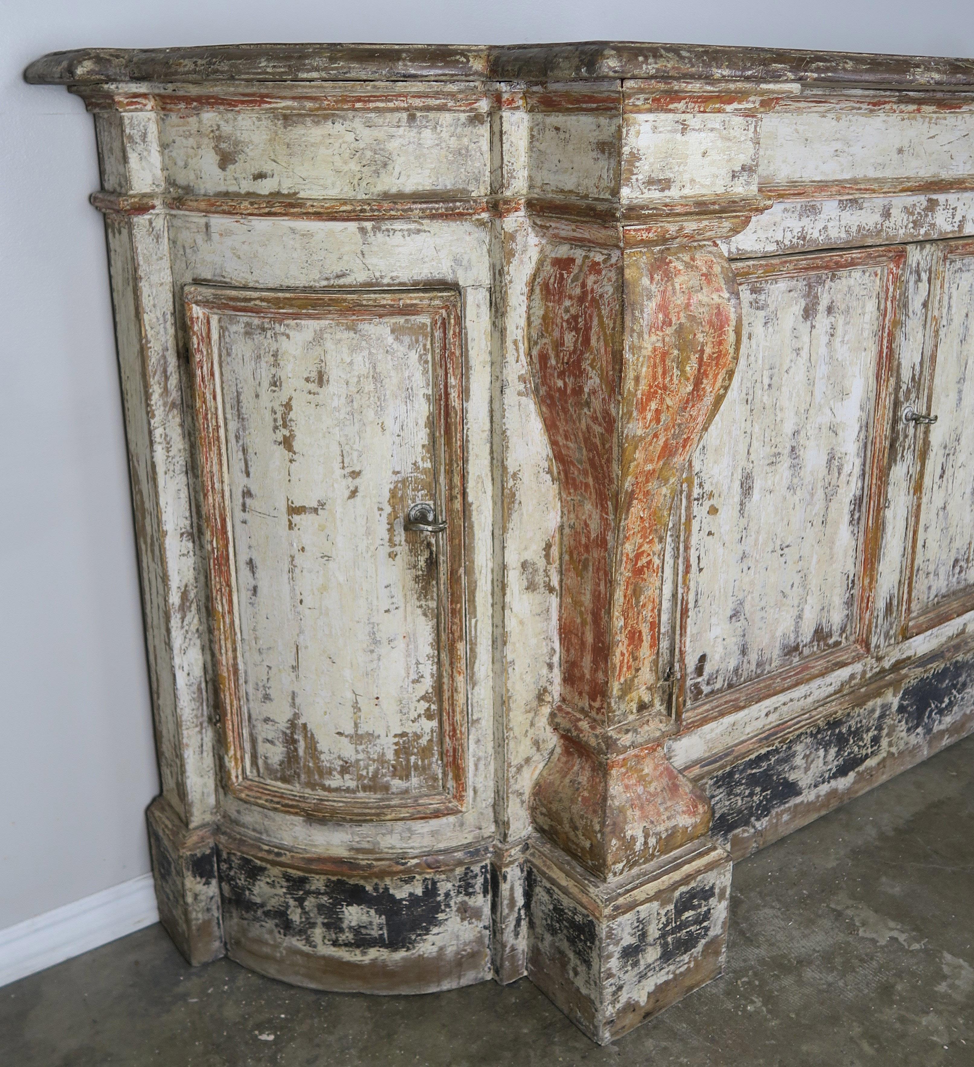 Pair of Early 19th Century Italian Tuscan Style Painted Sideboards 3