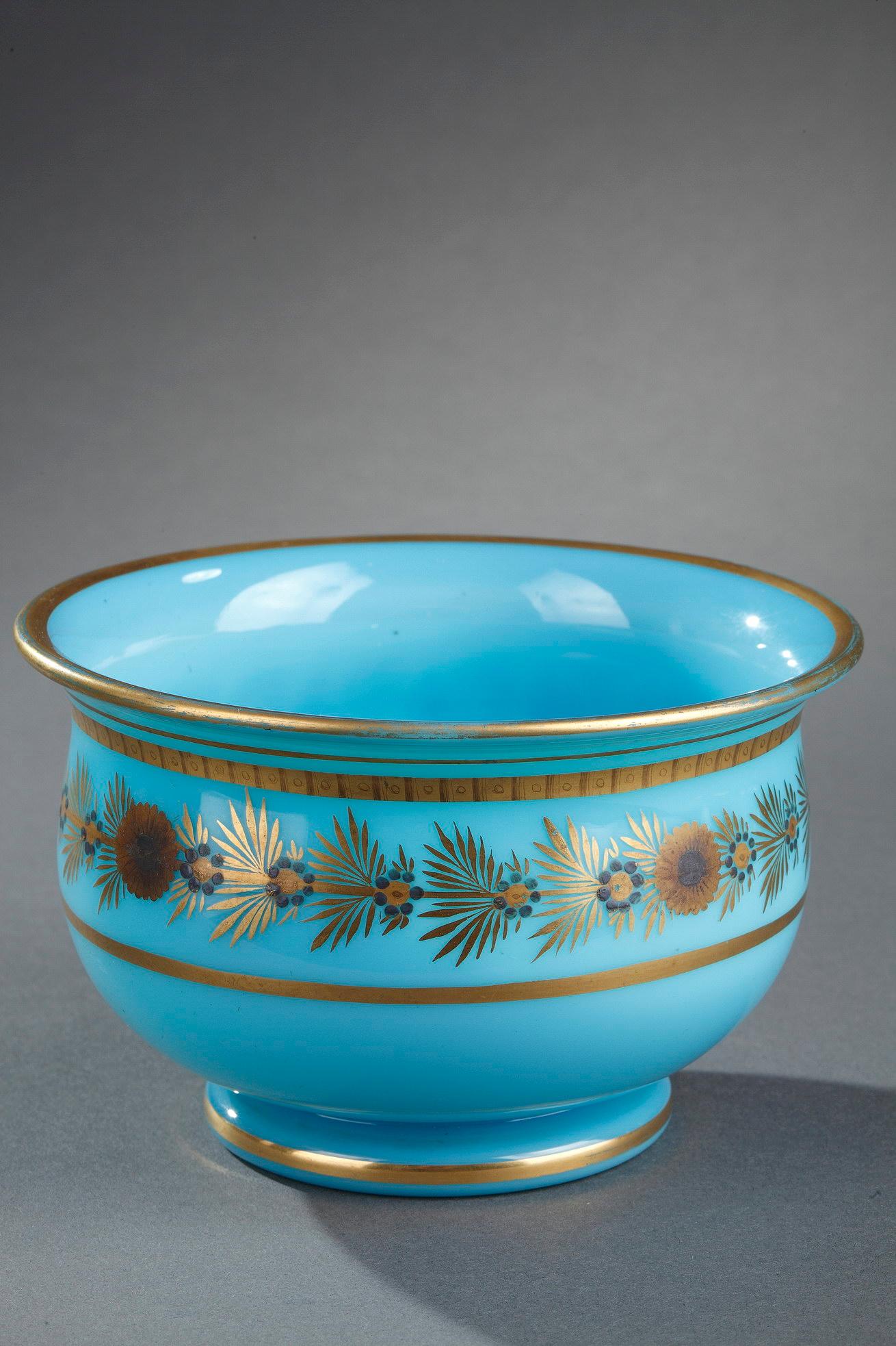 French Pair of Early 19th Century Blue Opaline Bowls by Desvignes For Sale
