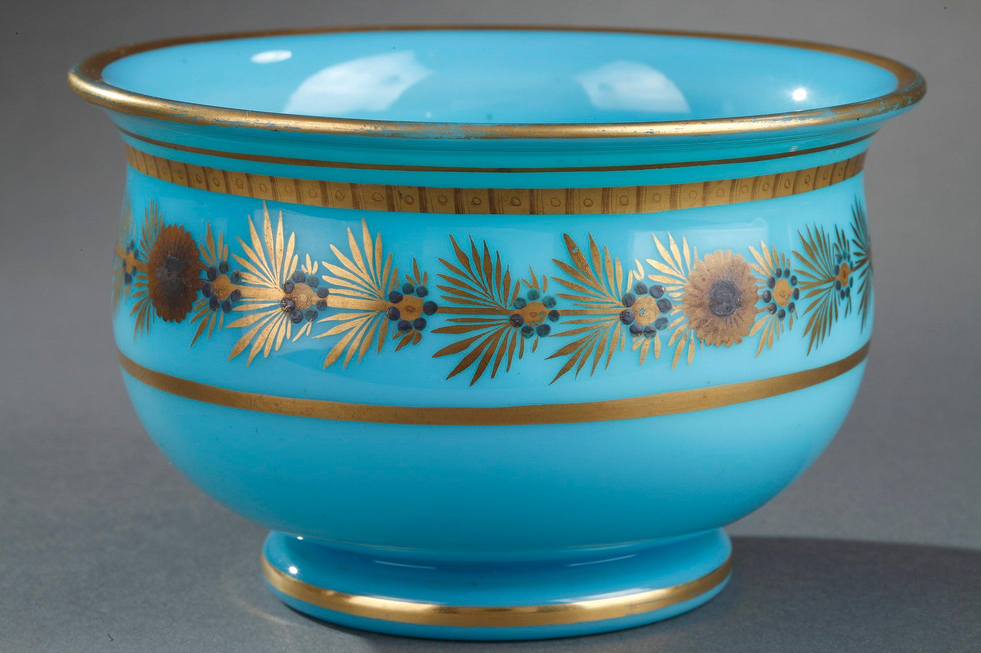 Pair of Early 19th Century Blue Opaline Bowls by Desvignes For Sale 2