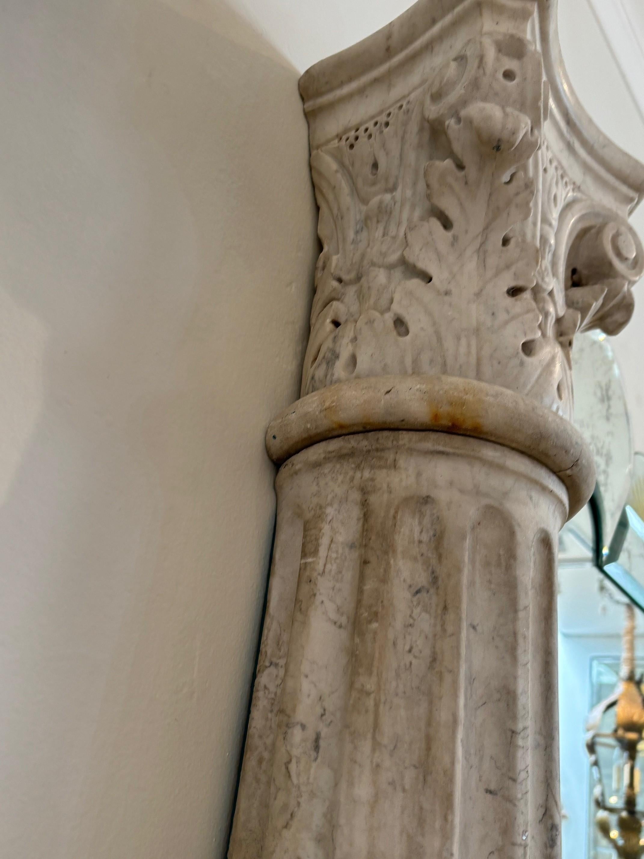 Pair of Early 19th Century Carved White Marble Columns For Sale 10