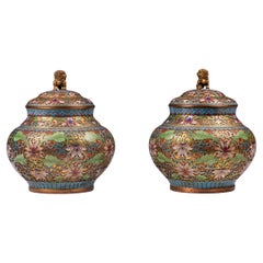 Pair of Early 19th Century Chinese Cloisonne Enamel Bowls & Covers, Qing Dynasty