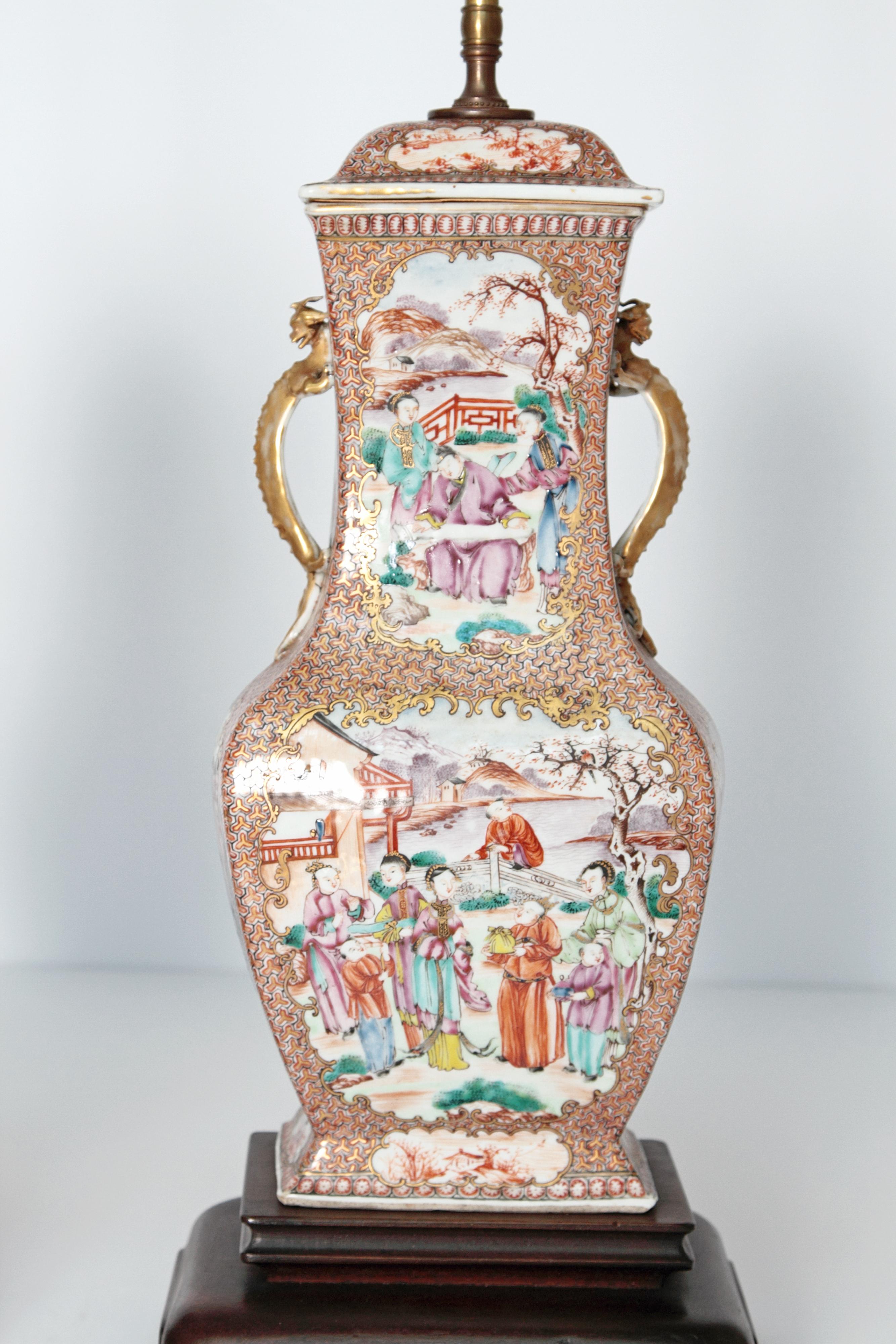 Hand-Painted Pair of Early 19th Century Chinese Export Rose Mandarin Porcelain Jars as Lamps For Sale