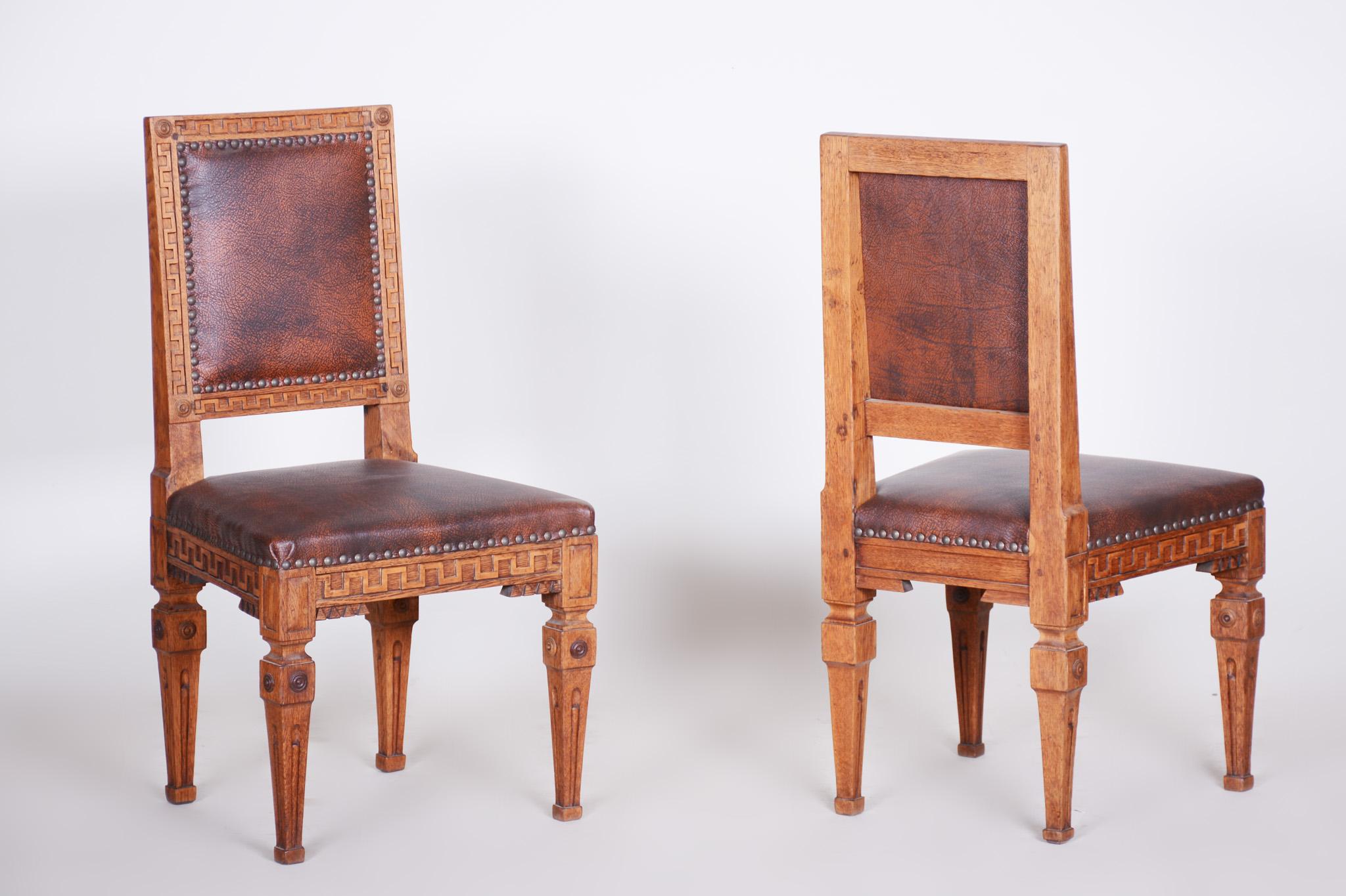 Pair of Early 19th Century Czech Biedermeier Oak Chairs, Czechia, 1800s For Sale 6