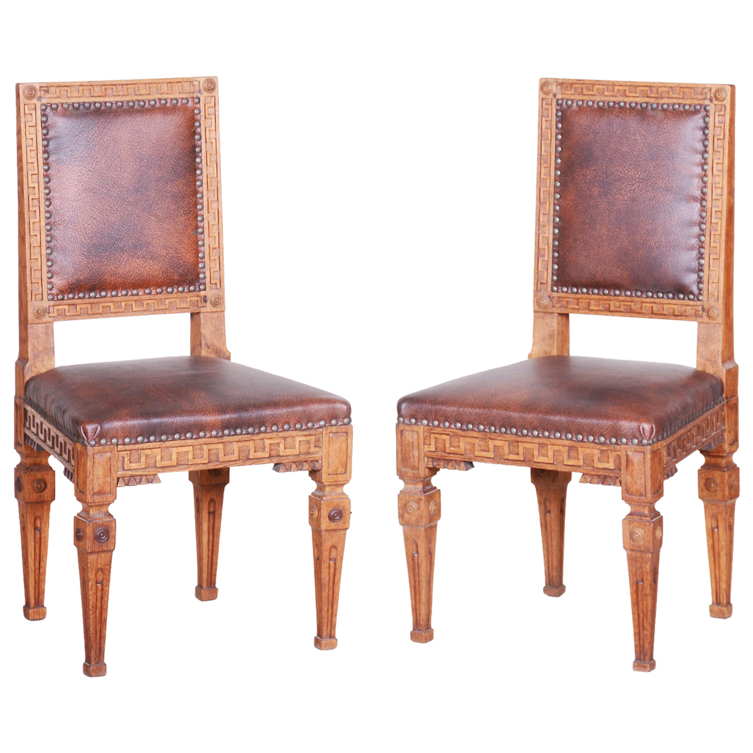 Pair of Early 19th Century Czech Biedermeier Oak Chairs, Czechia, 1800s For Sale