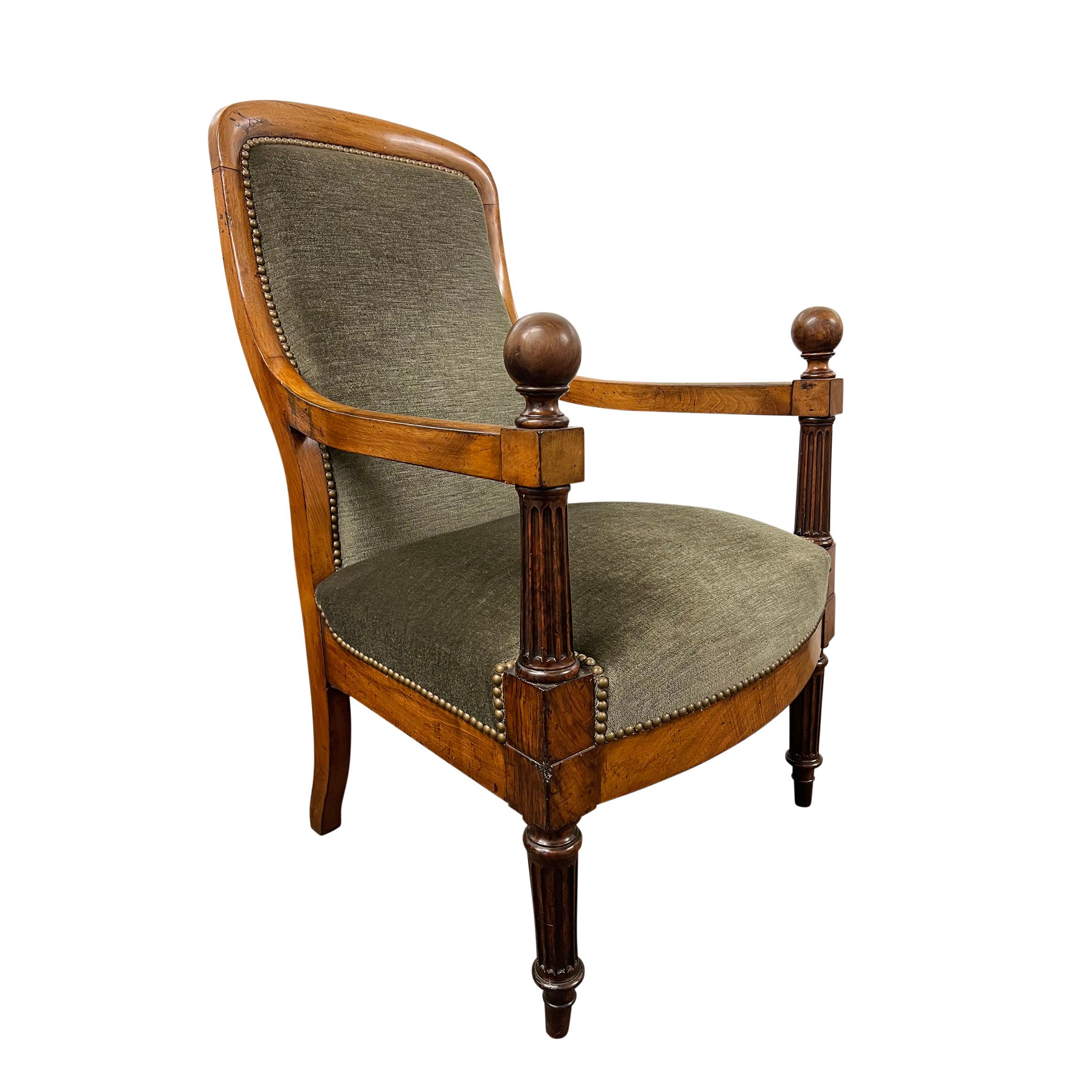 Paar englische Regency-Sessel aus dem frühen 19. Jahrhundert (Mahagoni) im Angebot