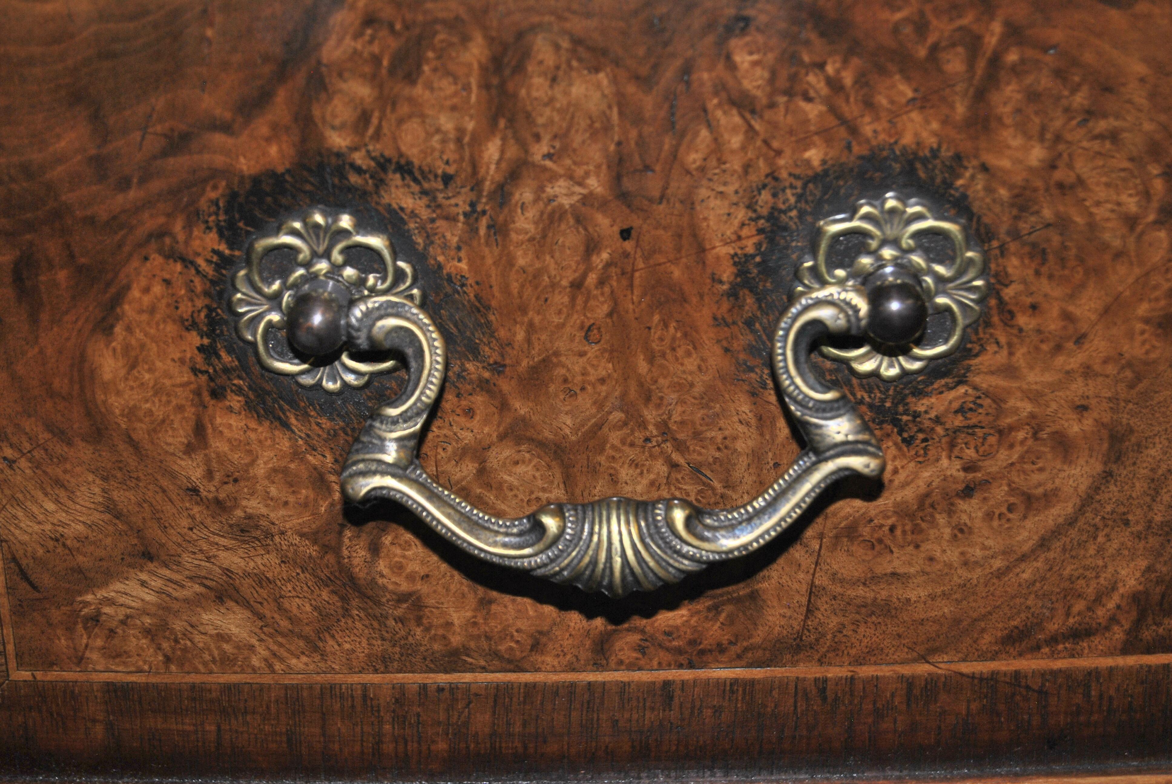 Pair of Early 19th Century English Walnut Bow Front Chest on Chests 2