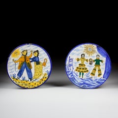 Coppia di piatti matrimoniali in maiolica dell'inizio del XIX secolo