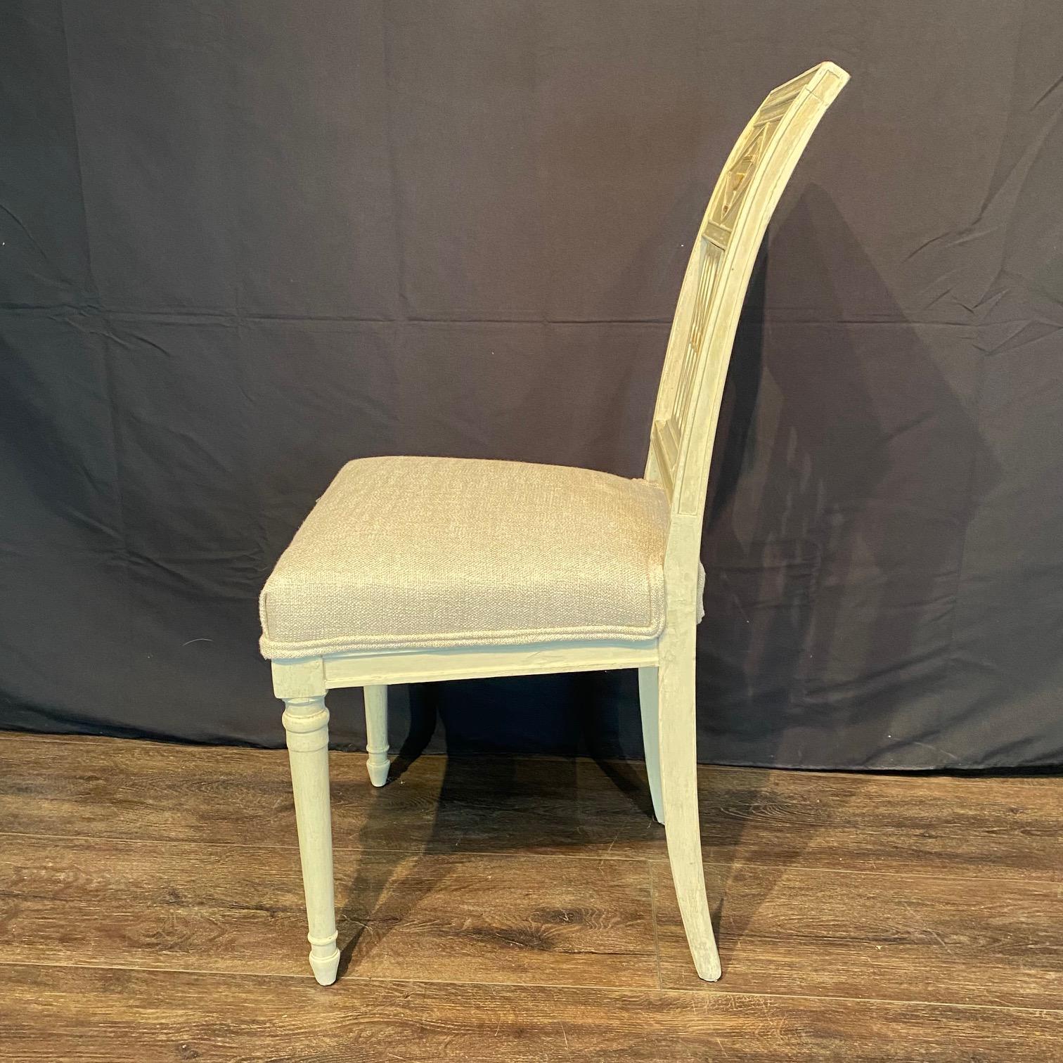 Pair of Early 19th Century French Directoire Period Painted Side Chairs For Sale 1
