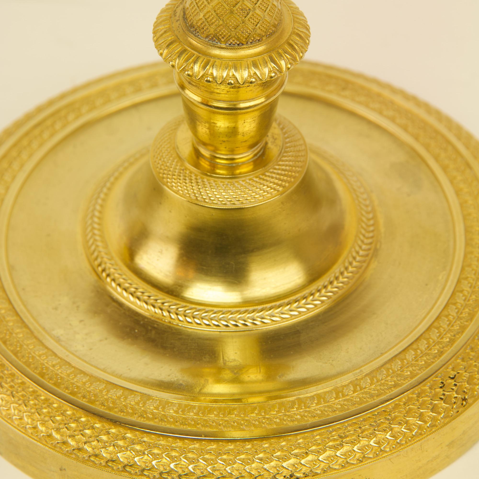 Paire de chandeliers Empire en bronze doré du début du 19e siècle d'après C. Galle en vente 5