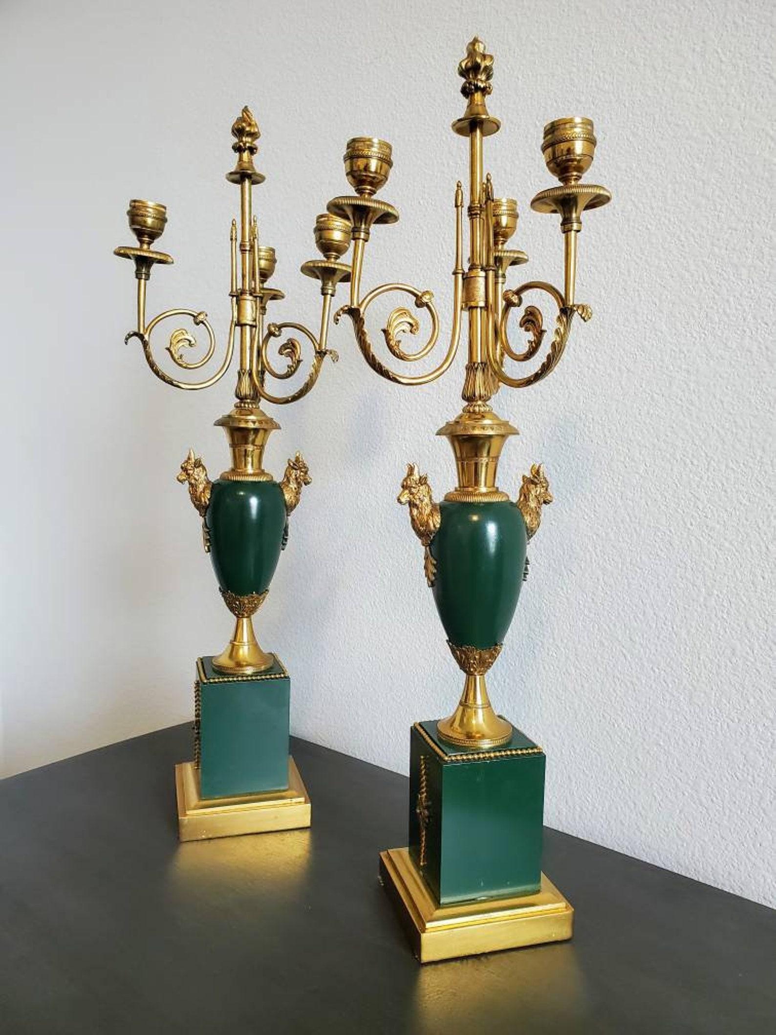 Pareja de candelabros franceses de principios del siglo XIX de la época Imperio en venta 3