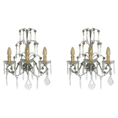 Pareja de candelabros de cristal y latón estilo Luis XV francés de principios del siglo XIX