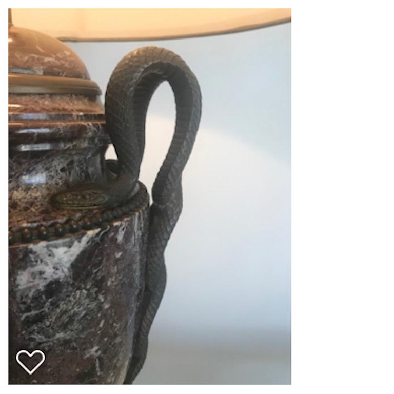 Pair of Early 19th Century French Marble and Bronze Lamps In Excellent Condition For Sale In Larkspur, CA