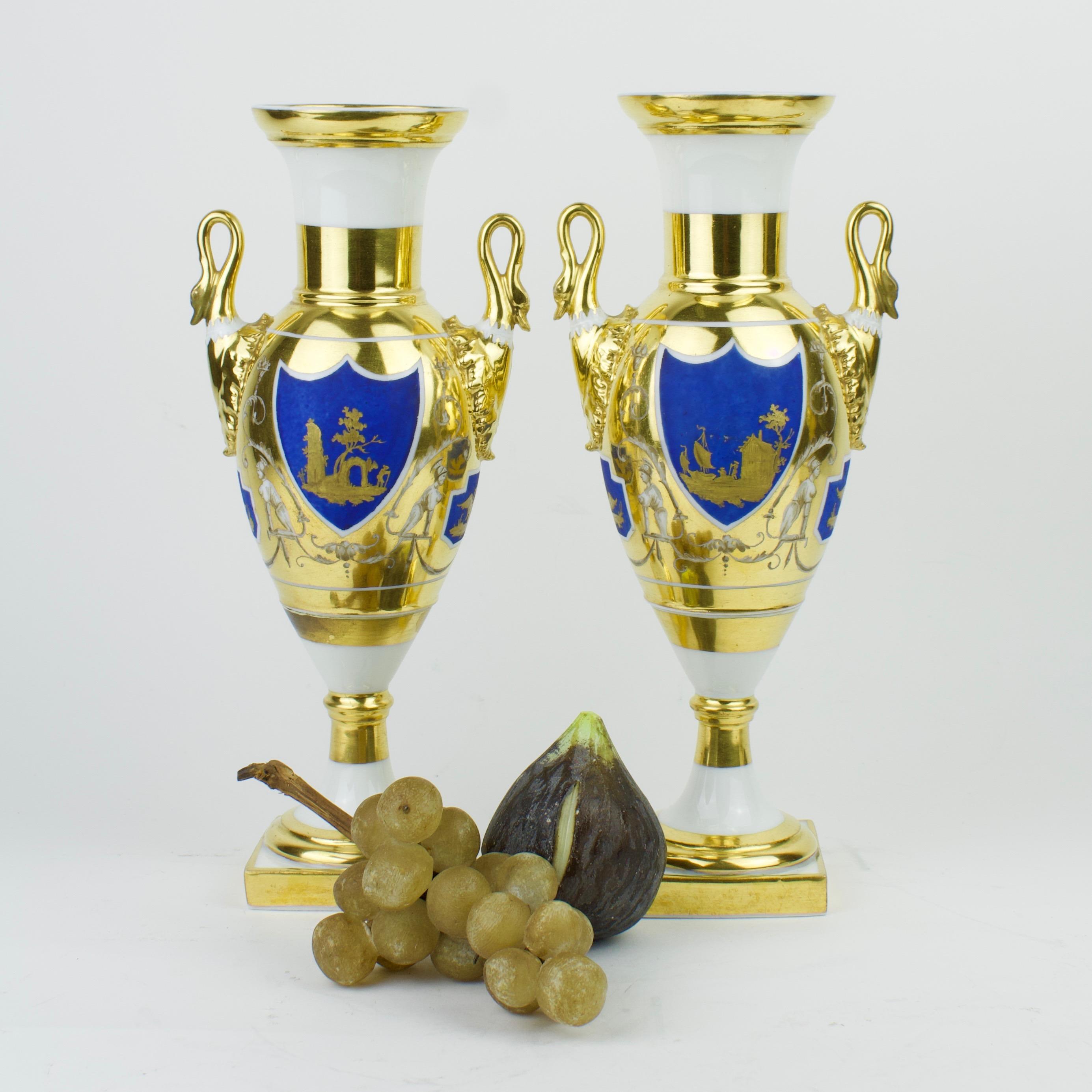 Pair of Early 19th Century French/Paris Gilt and Painted Porcelain Amphora Vases 7