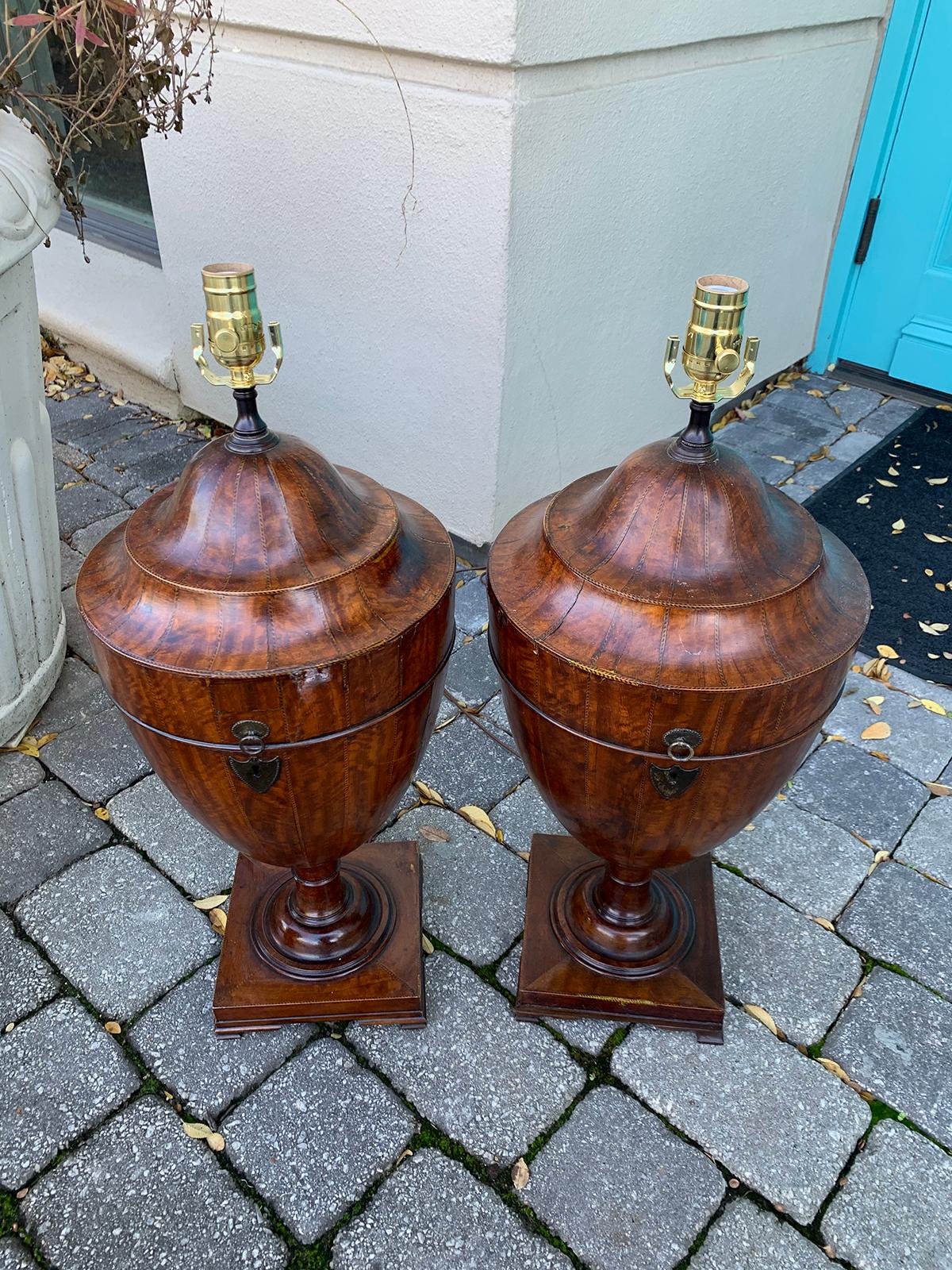 Pair of Early 19th Century George III Satinwood Knife Urns as Lamps For Sale 9