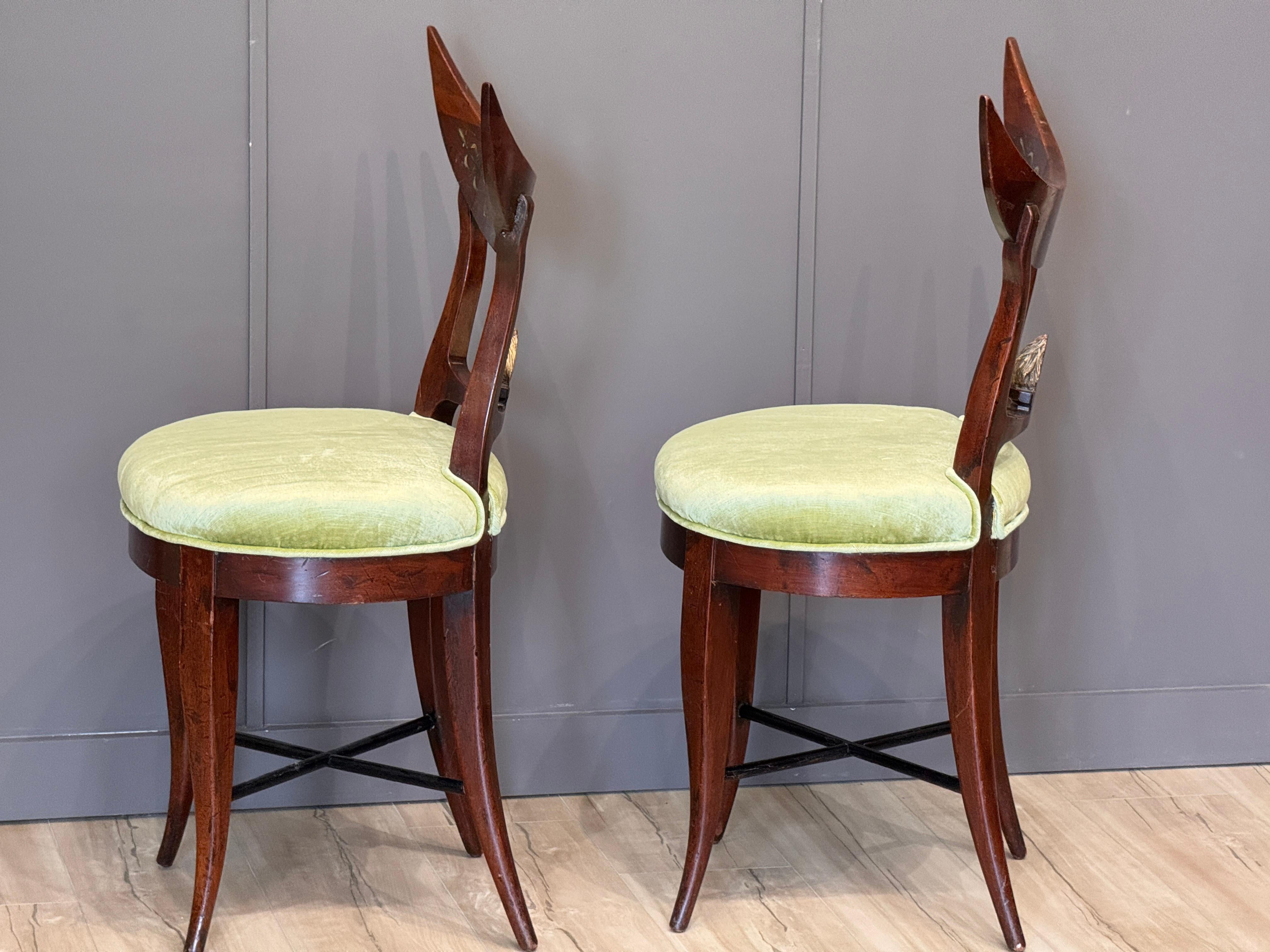 Coppia di sedie Biedermeier tedesche dell'inizio del XIX secolo in vendita 2
