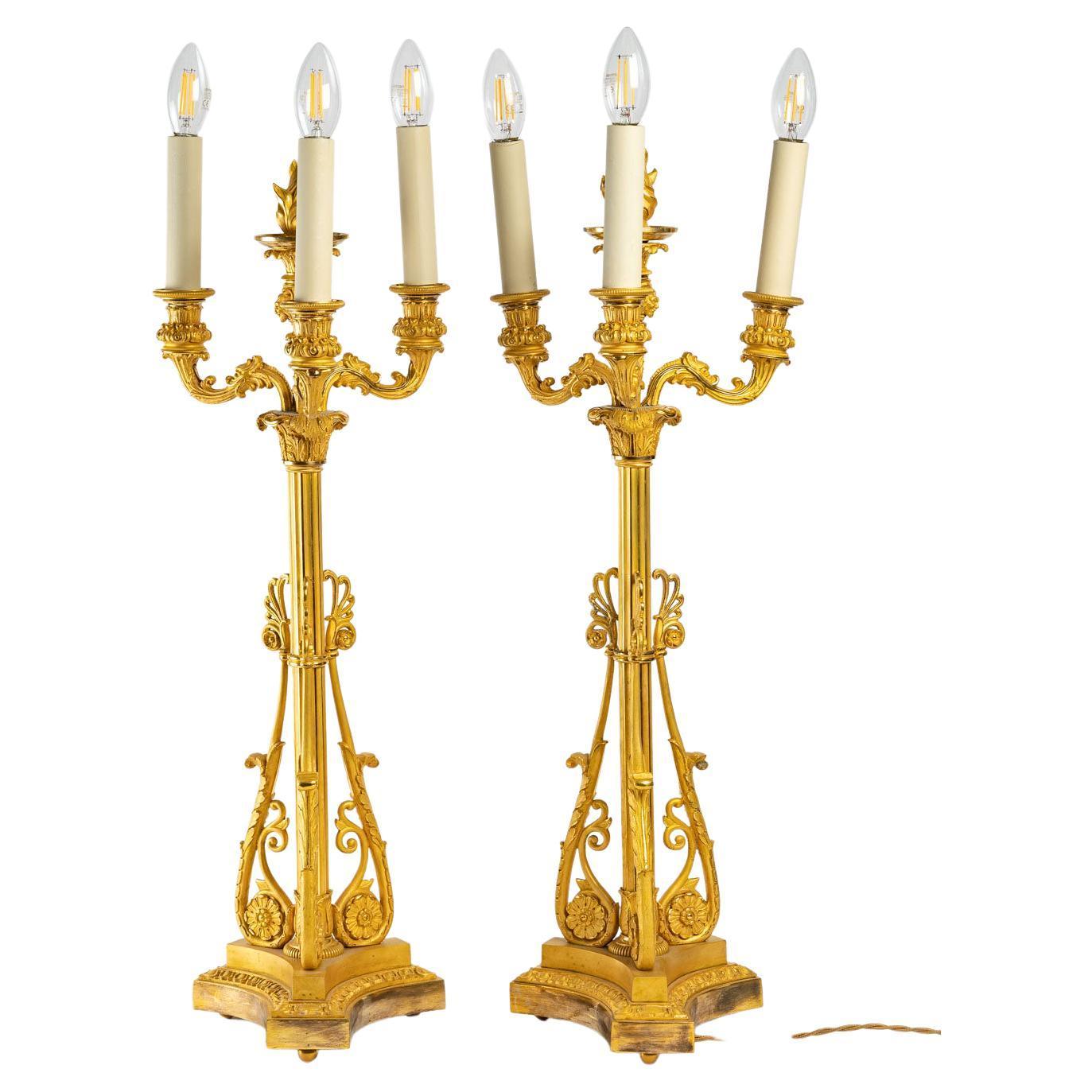 Pair of Early 19th Century Gilt Bronze Candlesticks In Good Condition In Saint-Ouen, FR