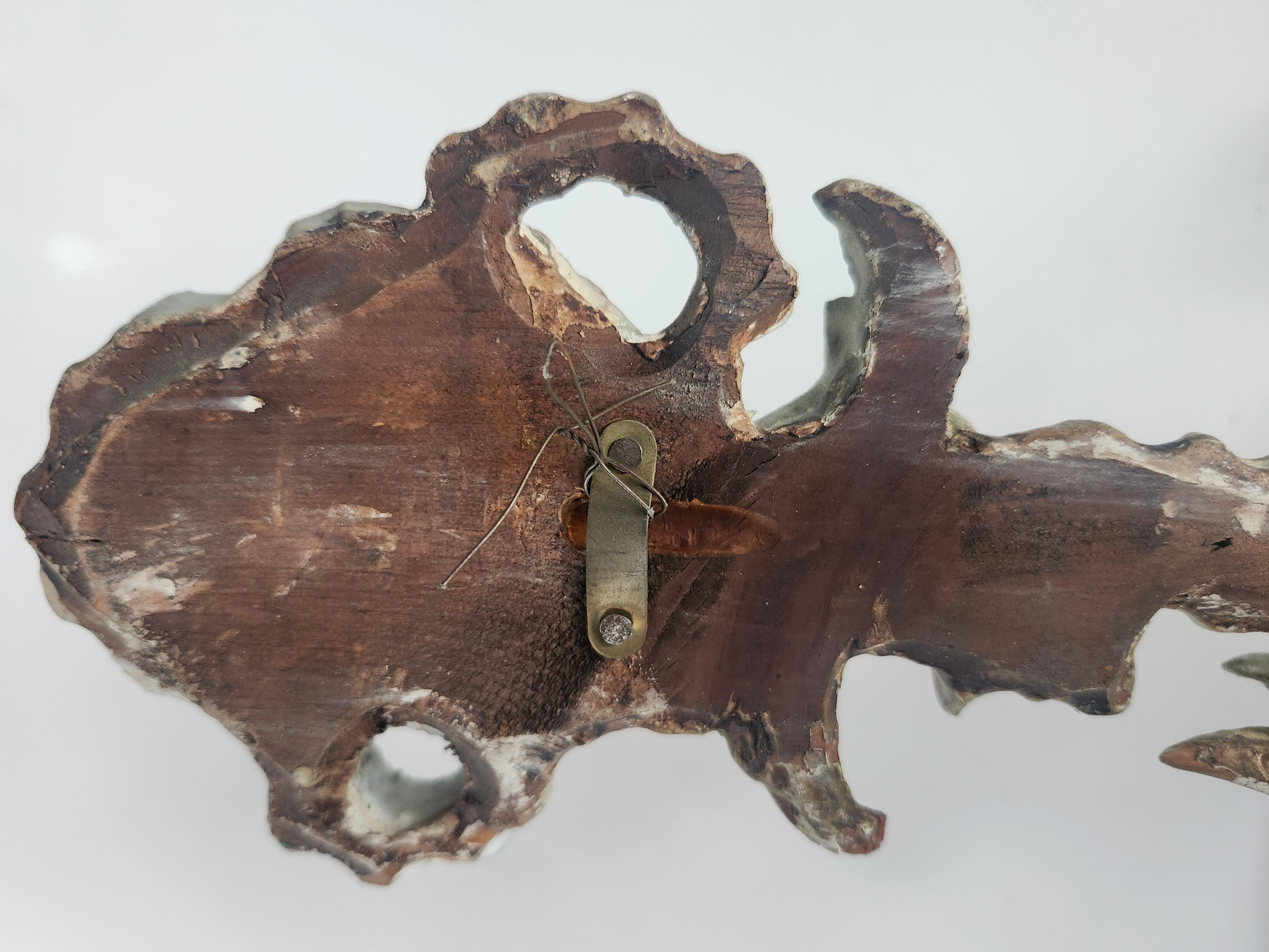 Pareja de candelabros de pared italianos policromados y tallados a mano de principios del siglo XIX en venta 1