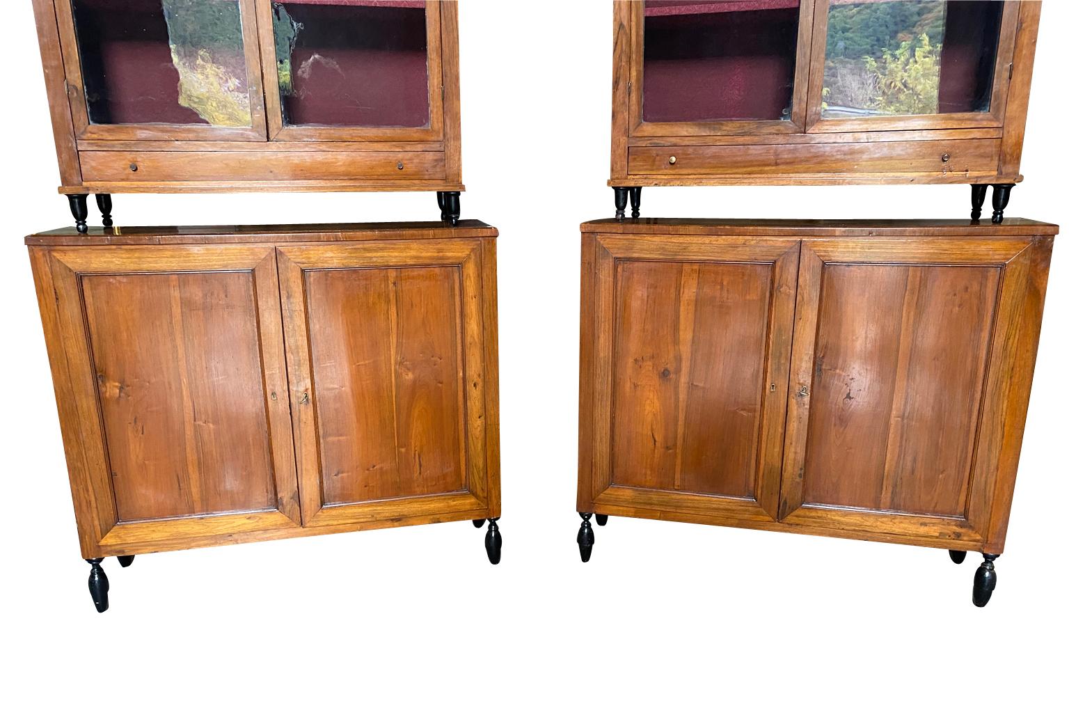 Pair of Early 19th Century Italian Bookcase For Sale 3