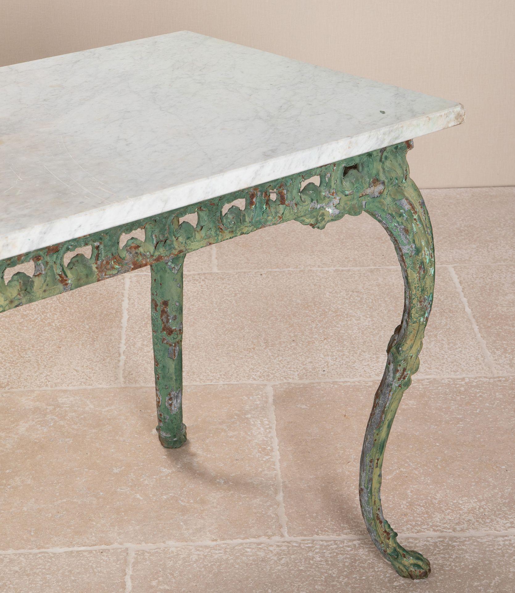Pair of Early 19th Century Italian Cast Iron Tables with Carrara Marble Tops For Sale 3