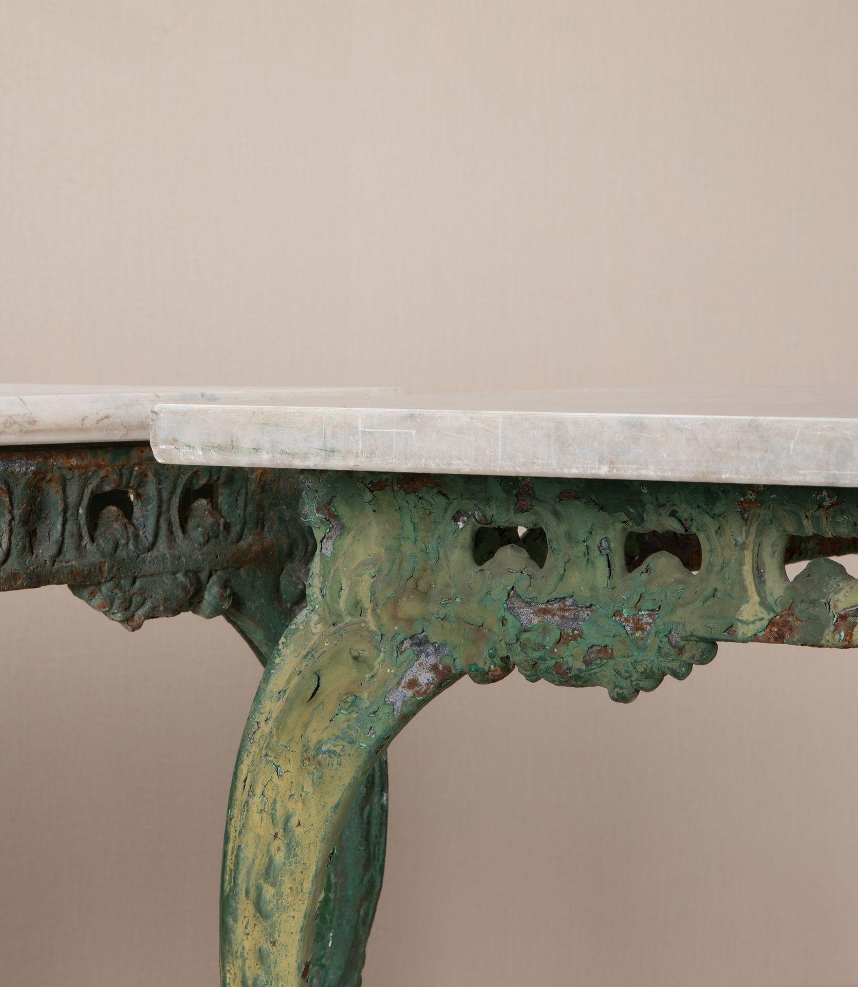 Pair of Early 19th Century Italian Cast Iron Tables with Carrara Marble Tops For Sale 4