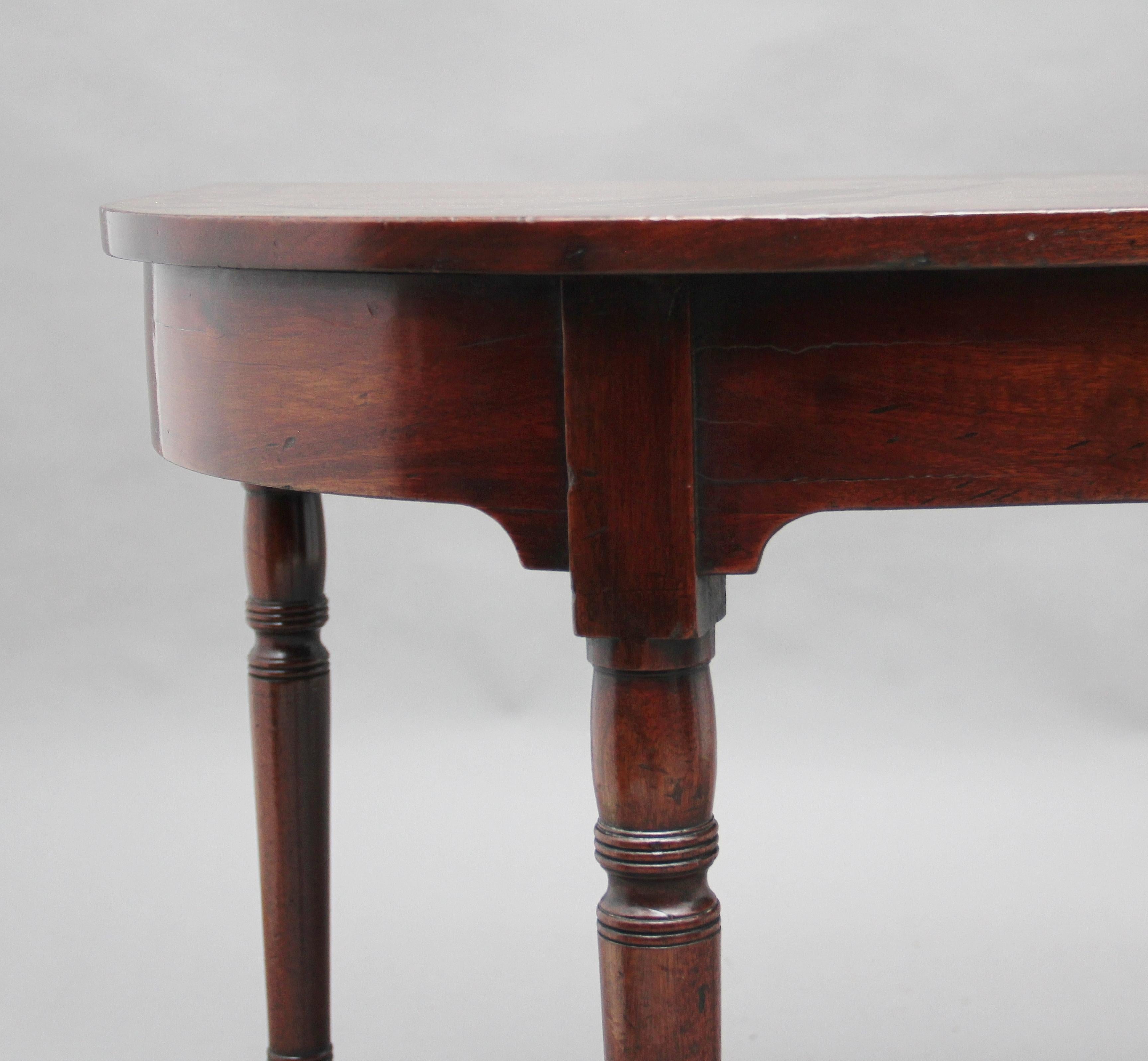 Pair of Early 19th Century Mahogany Console Tables 4