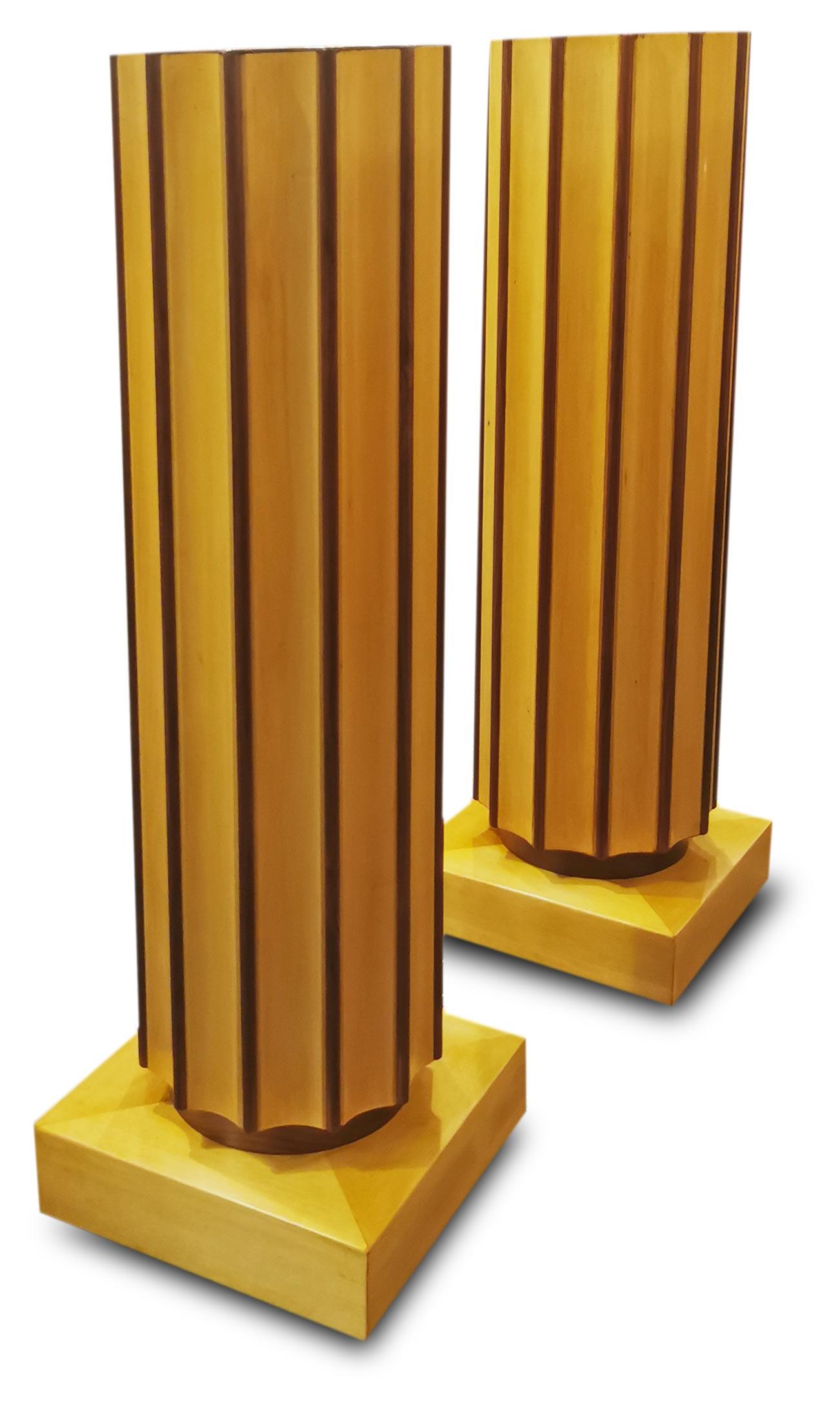 Paar kannelierte Säulen aus Ahorn und Nussbaum aus dem frühen 19. im Zustand „Gut“ im Angebot in Albignasego, IT