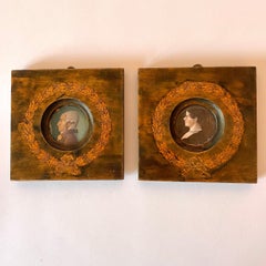 Zwei Miniaturporträts aus dem frühen 19. Jahrhundert in geflammten Birkenholzrahmen