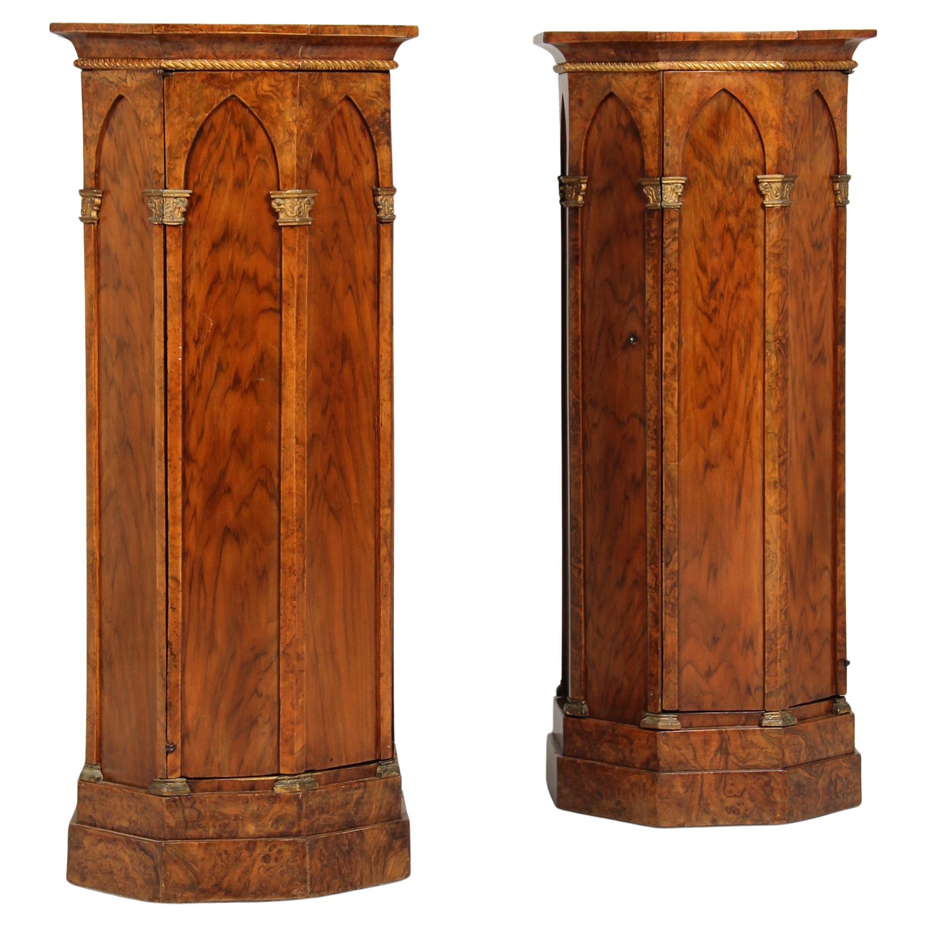 Pair of Early 19th Century Neogotic Pedestals, Octogonal Column Cabinets For Sale