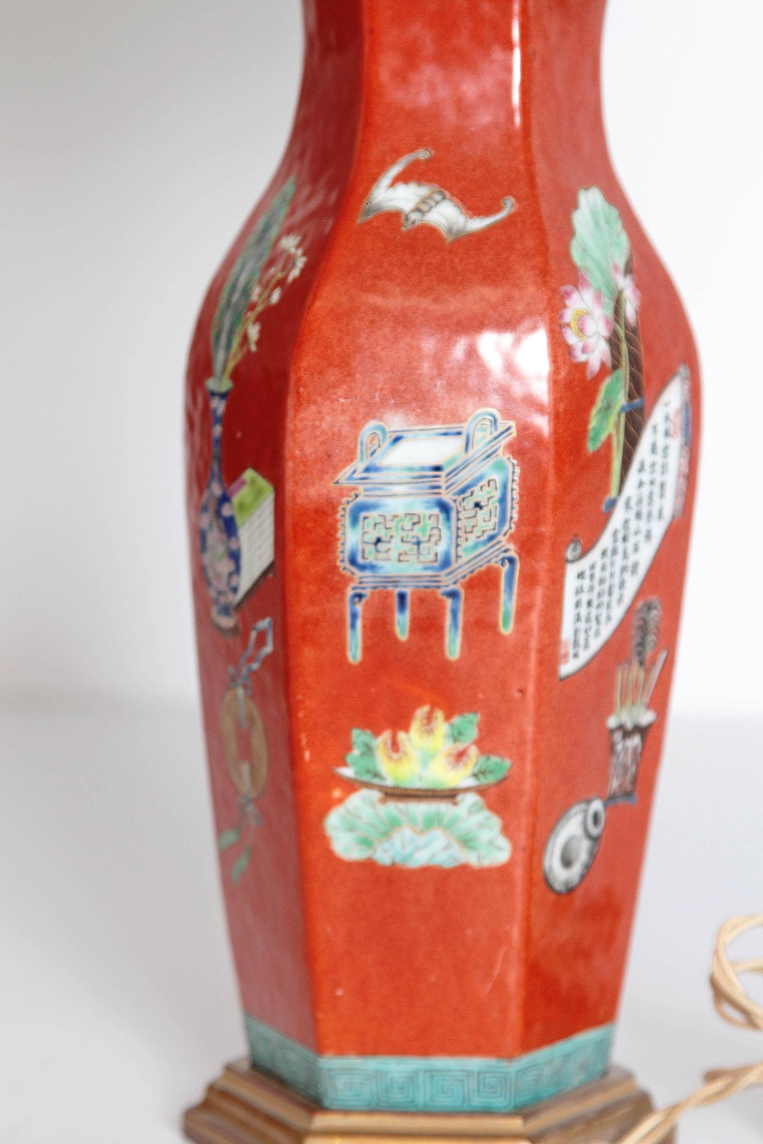 Pair Of Early 19th Century Porcelain Chinese Vases As Lamps For