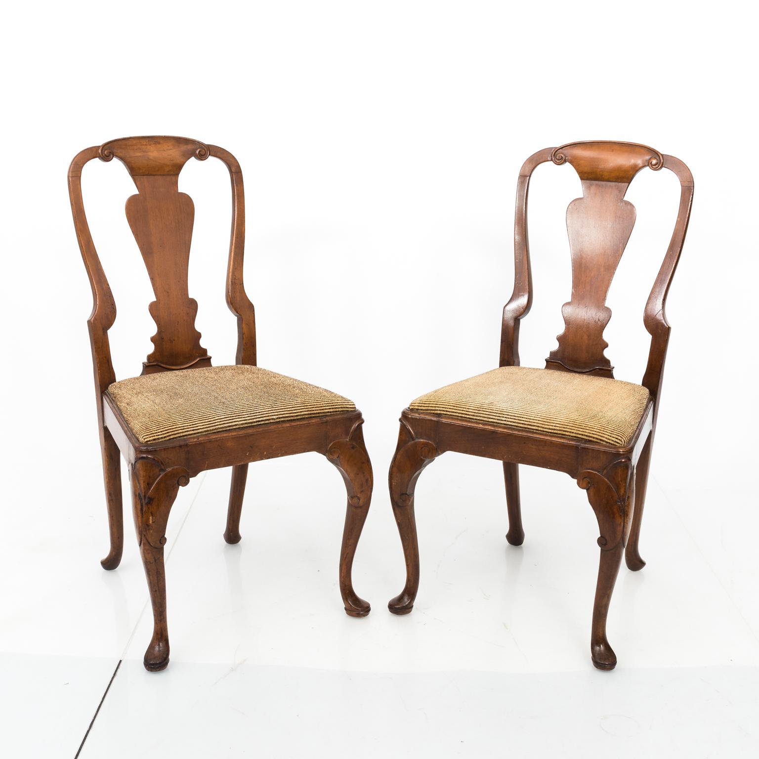 Pair of Early 19th Century Queen Anne Side Chairs 1
