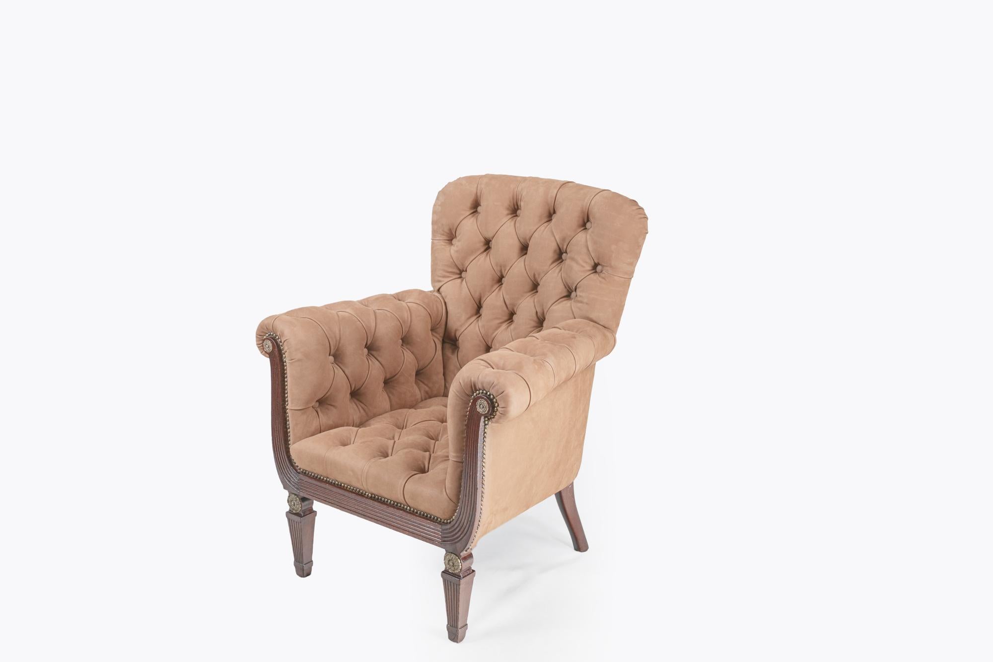 Regency Paire de fauteuils de bibliothèque en forme de lyre du début du 19e siècle de style Régence en vente