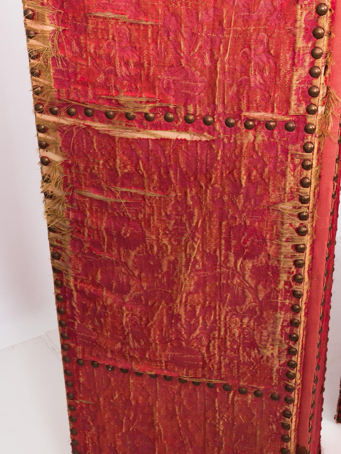 Metal Pair of Early 19th Century Silk Moorish Style Screens For Sale