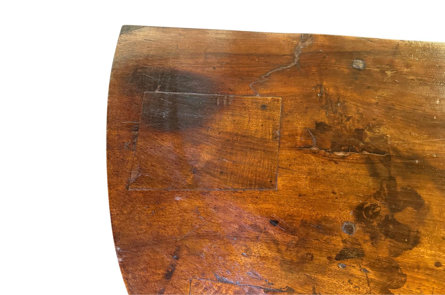 Paire de tables console Demi Lune espagnoles du début du 19ème siècle en vente 11