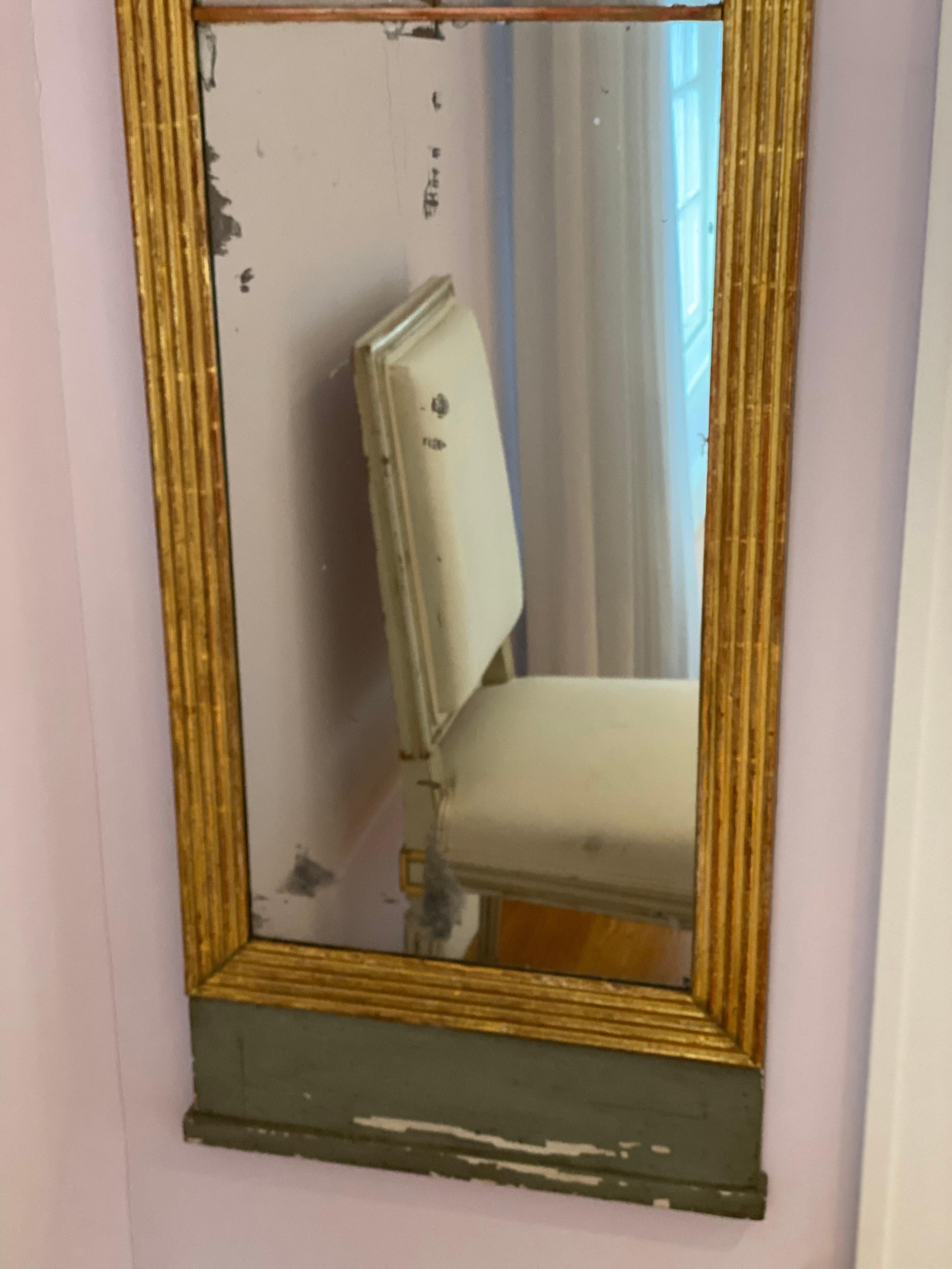Pair of Early 19th Century Swedish Neoclassical Painted Pier Mirrors 8