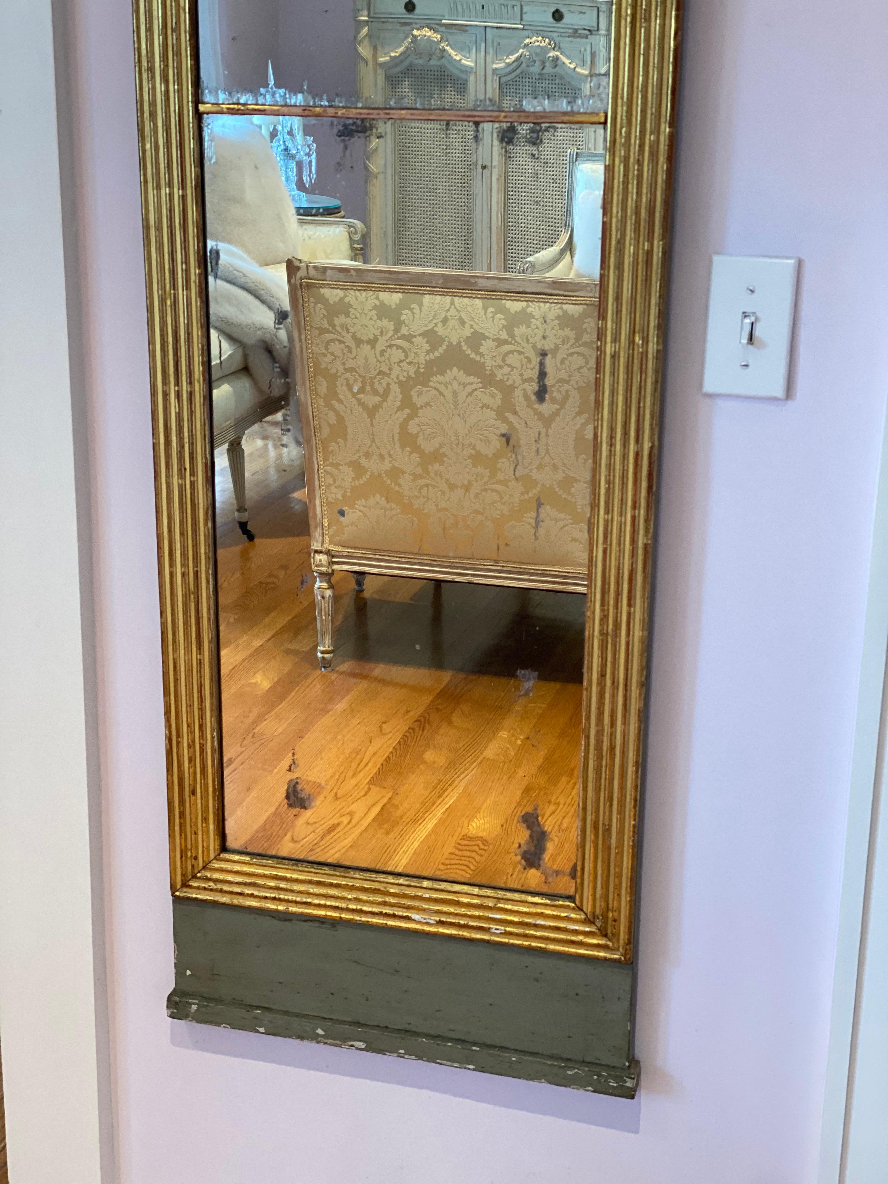 Pair of Early 19th Century Swedish Neoclassical Painted Pier Mirrors 1